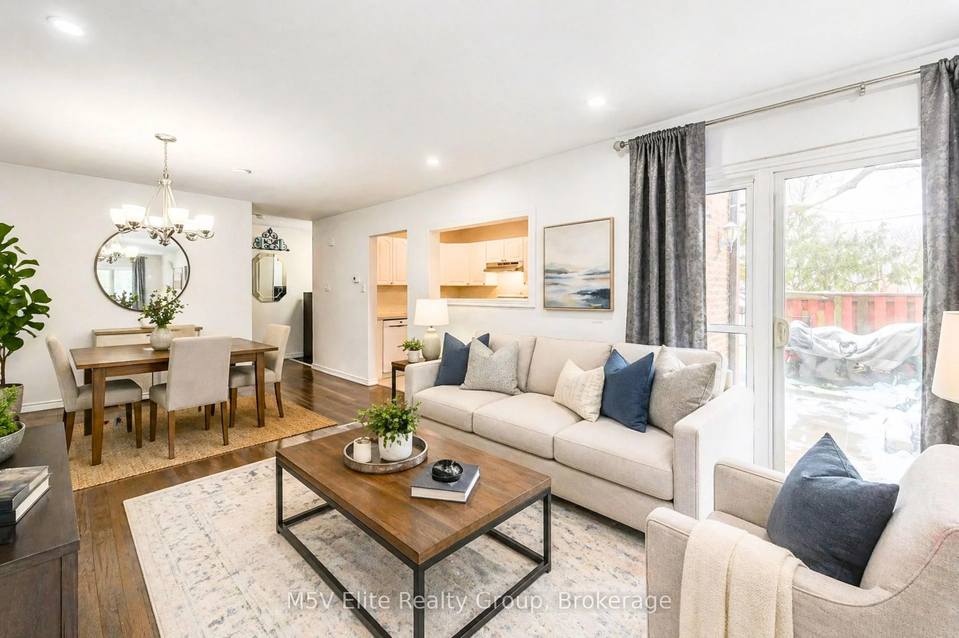 Photo 8 of Unit 2, 105 Dovedale Drive, Whitby, Downtown Whitby — HOMEH