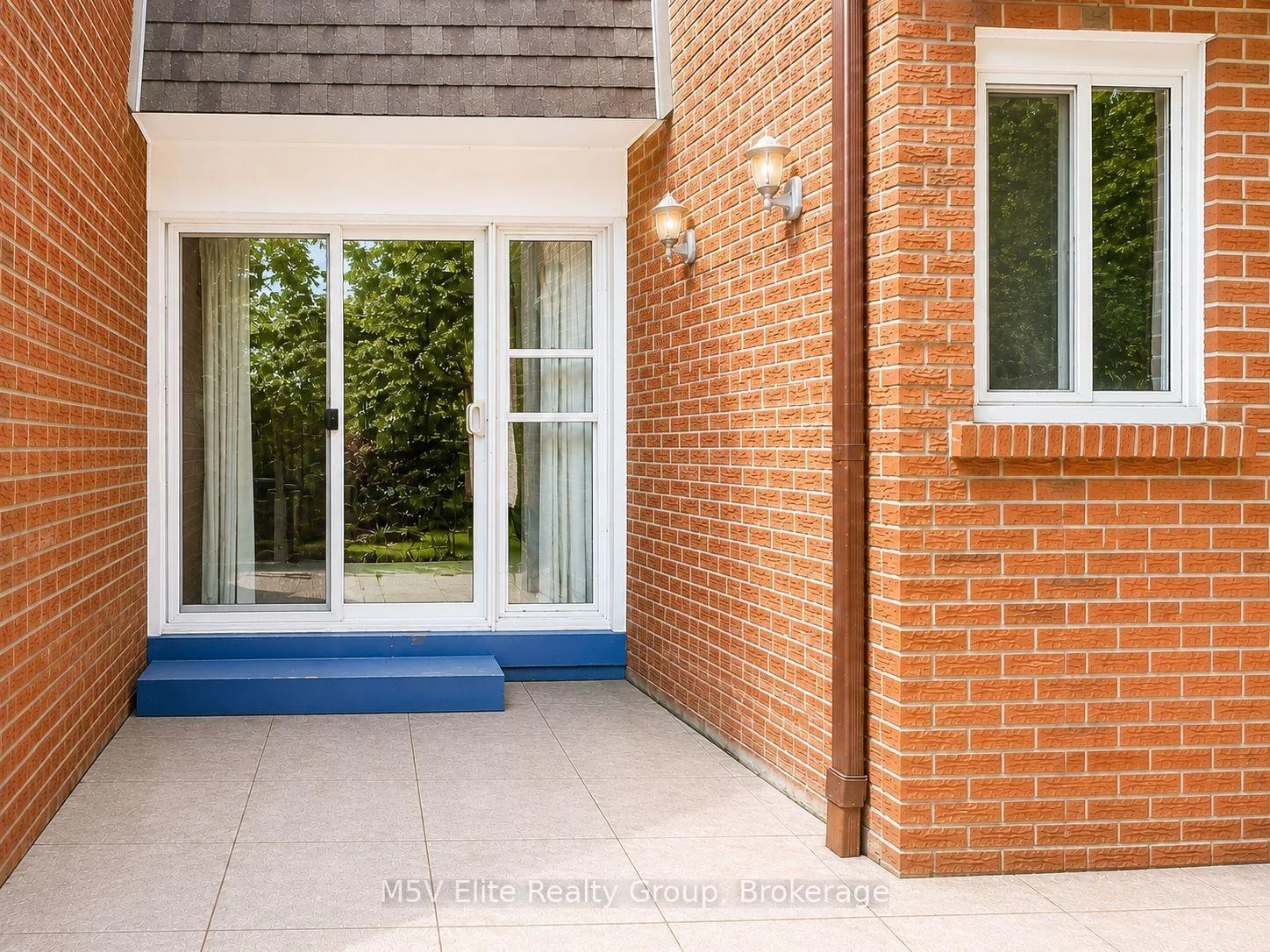 Photo 35 of Unit 2, 105 Dovedale Drive, Whitby, Downtown Whitby — HOMEH