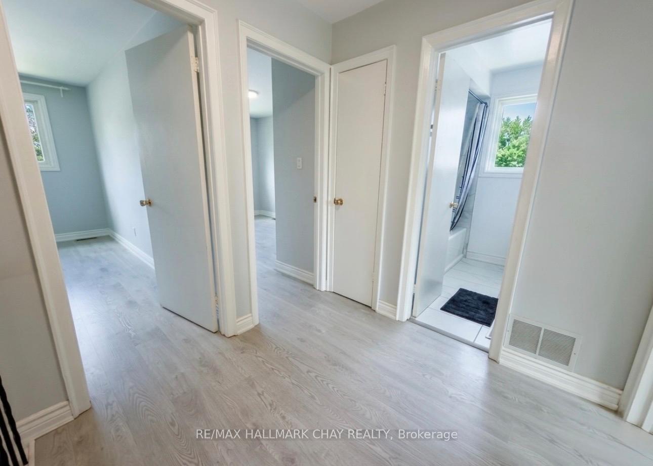 Photo 15 of 19 Carol Road, Barrie, Allandale Heights — HOMEH