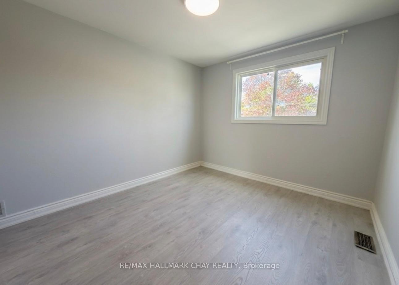 Photo 20 of 19 Carol Road, Barrie, Allandale Heights — HOMEH