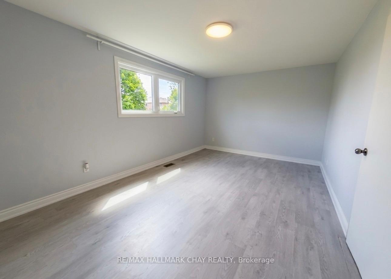 Photo 23 of 19 Carol Road, Barrie, Allandale Heights — HOMEH