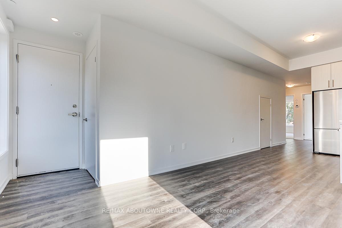 Photo 4 of Unit 71, 5 William Jackson Way, Etobicoke, New Toronto — HOMEH