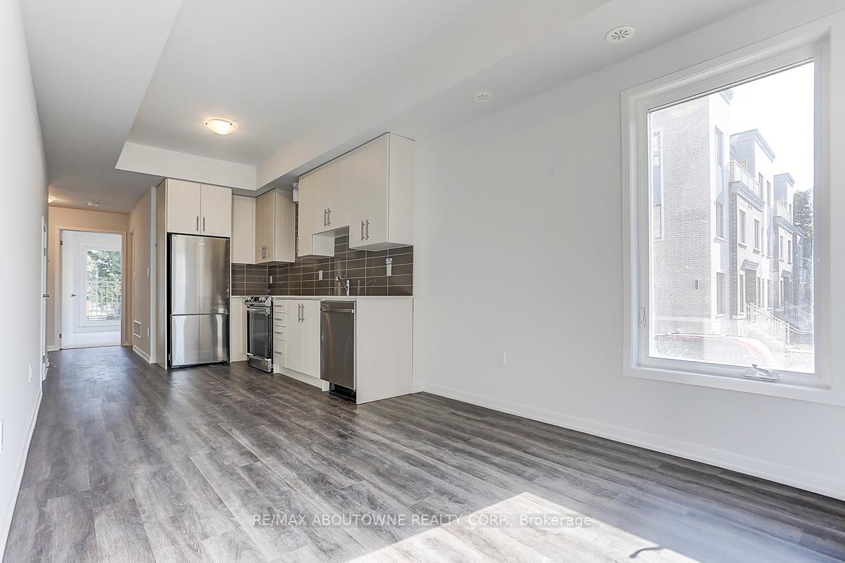 Photo 6 of Unit 71, 5 William Jackson Way, Etobicoke, New Toronto — HOMEH