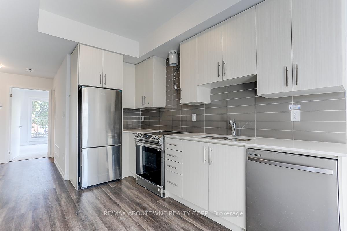 Photo 10 of Unit 71, 5 William Jackson Way, Etobicoke, New Toronto — HOMEH