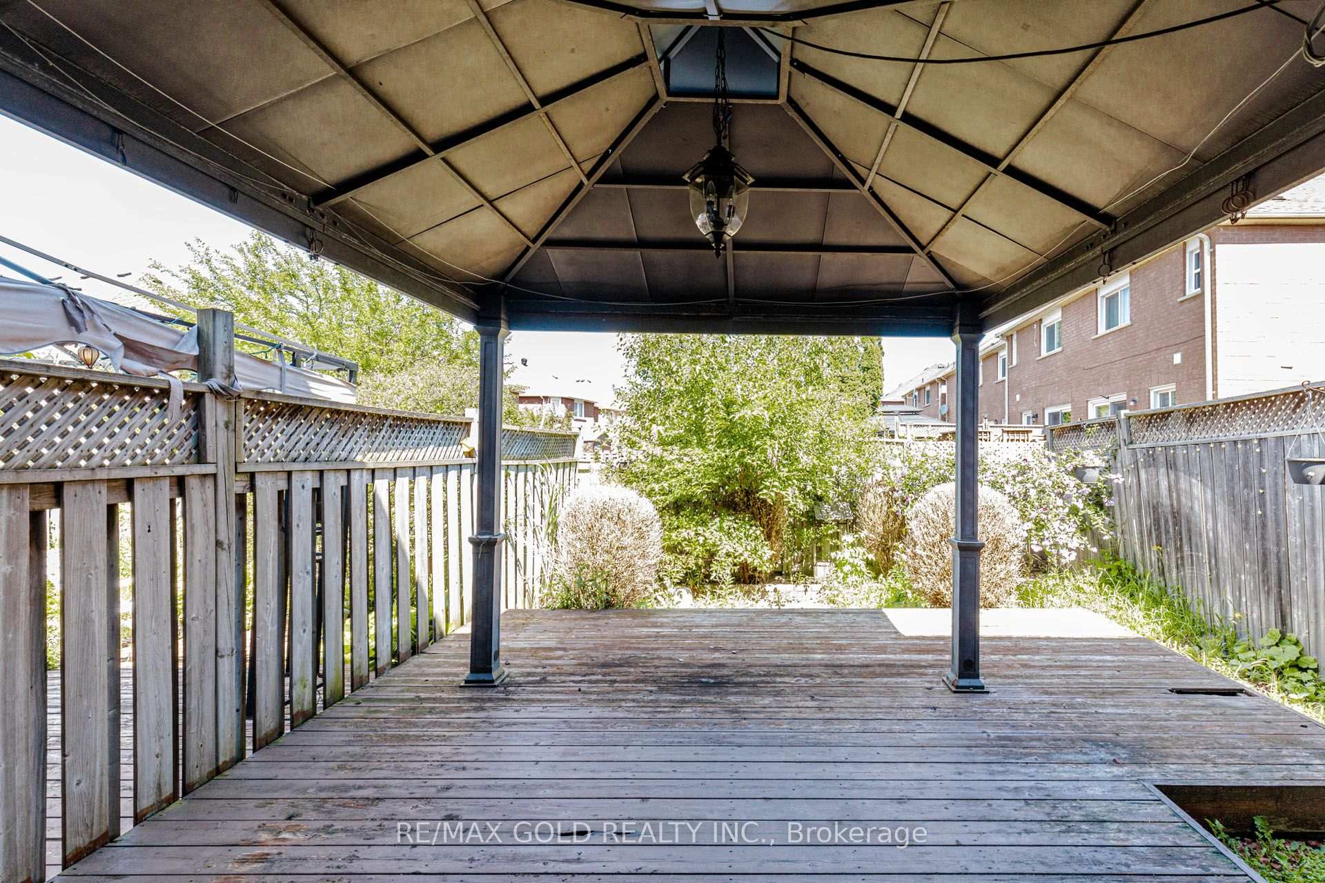 Photo 43 of 12 Mccleave Crescent, Brampton, Fletcher's West — HOMEH