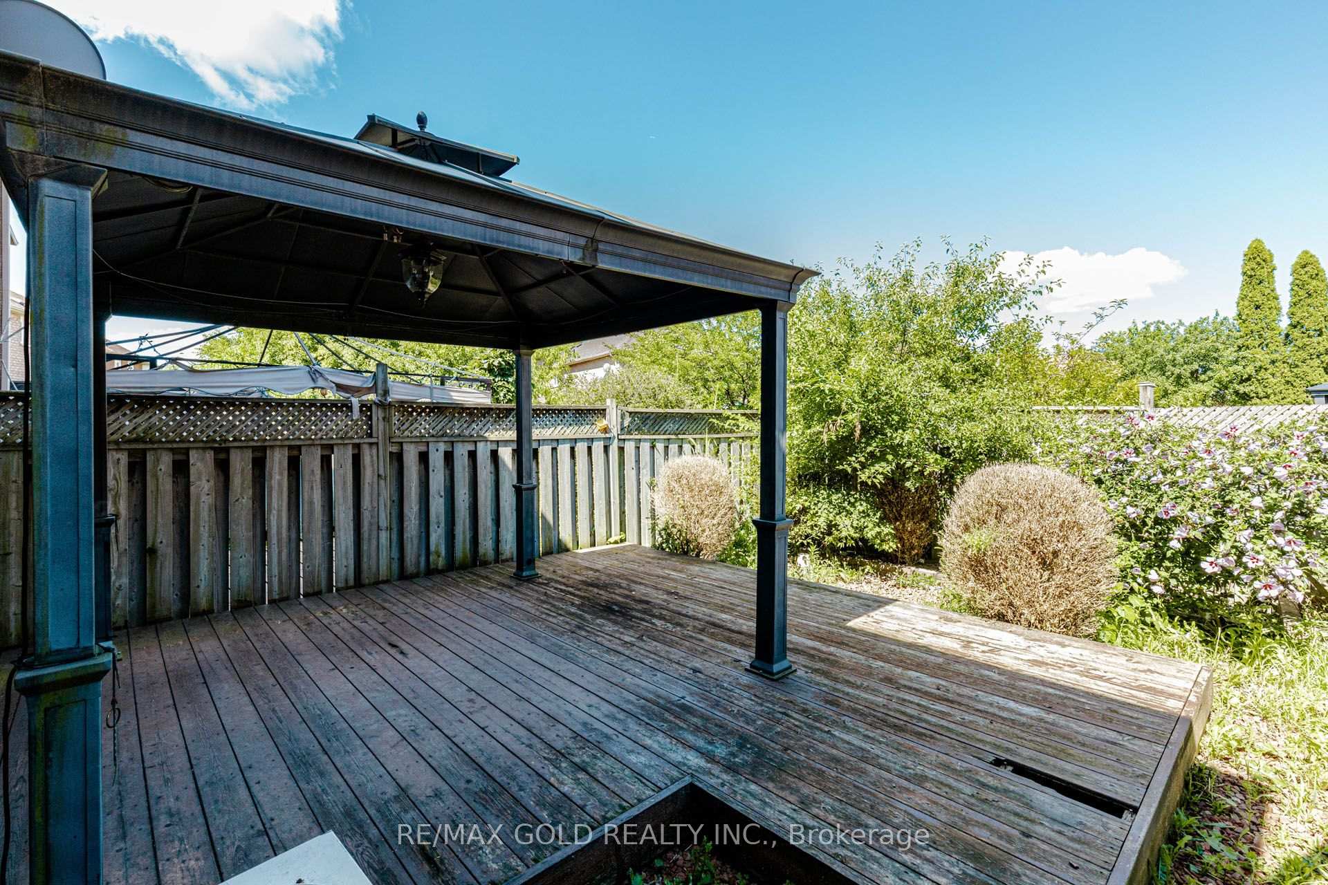 Photo 44 of 12 Mccleave Crescent, Brampton, Fletcher's West — HOMEH