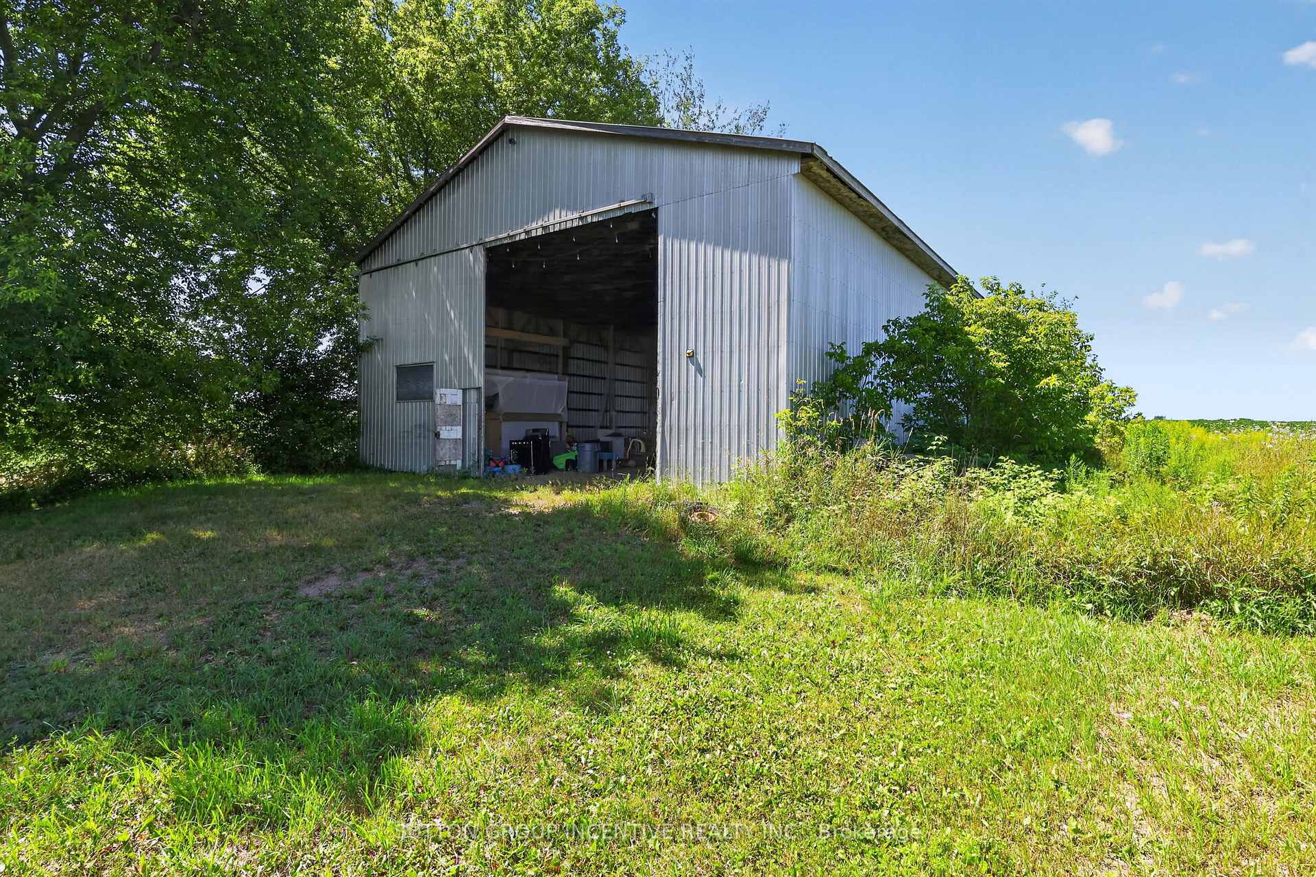 Photo 6 of 160 Rue Lafontaine Road W, Tiny, Rural Tiny — HOMEH