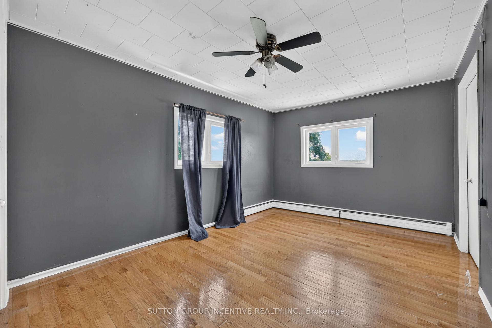 Photo 20 of 160 Rue Lafontaine Road W, Tiny, Rural Tiny — HOMEH