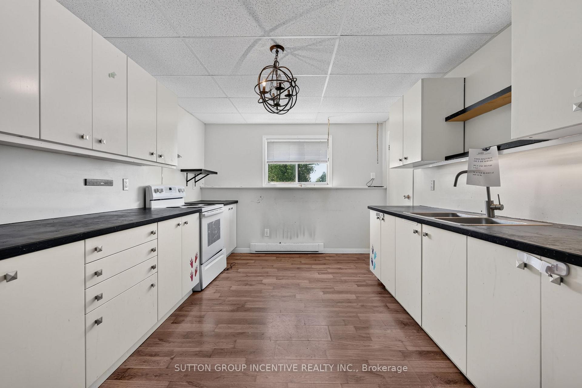 Photo 38 of 160 Rue Lafontaine Road W, Tiny, Rural Tiny — HOMEH