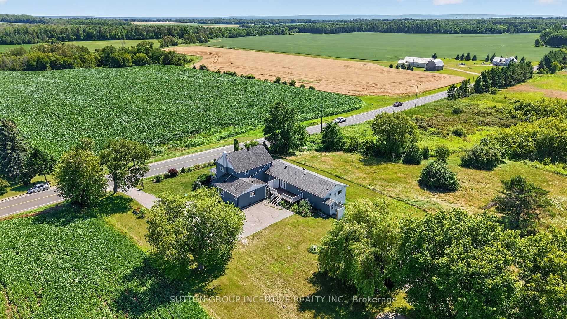 Photo 46 of 160 Rue Lafontaine Road W, Tiny, Rural Tiny — HOMEH