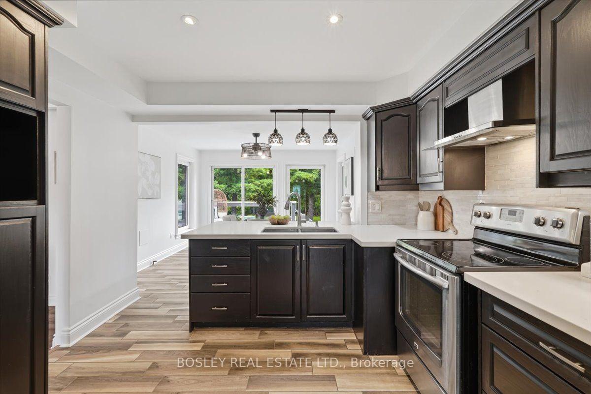 Photo 12 of 1841 Fairport Road, Pickering, Dunbarton — HOMEH