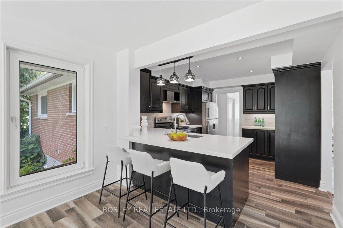 Photo 13 of 1841 Fairport Road, Pickering, Dunbarton — HOMEH