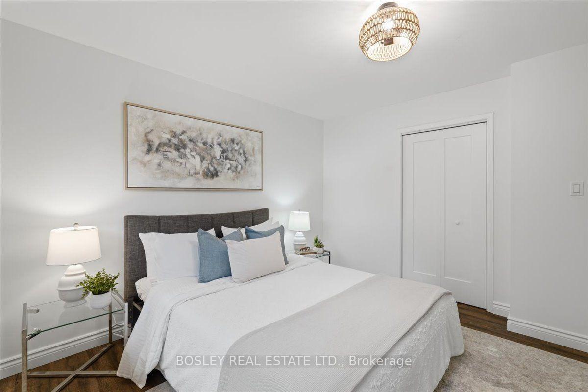 Photo 17 of 1841 Fairport Road, Pickering, Dunbarton — HOMEH