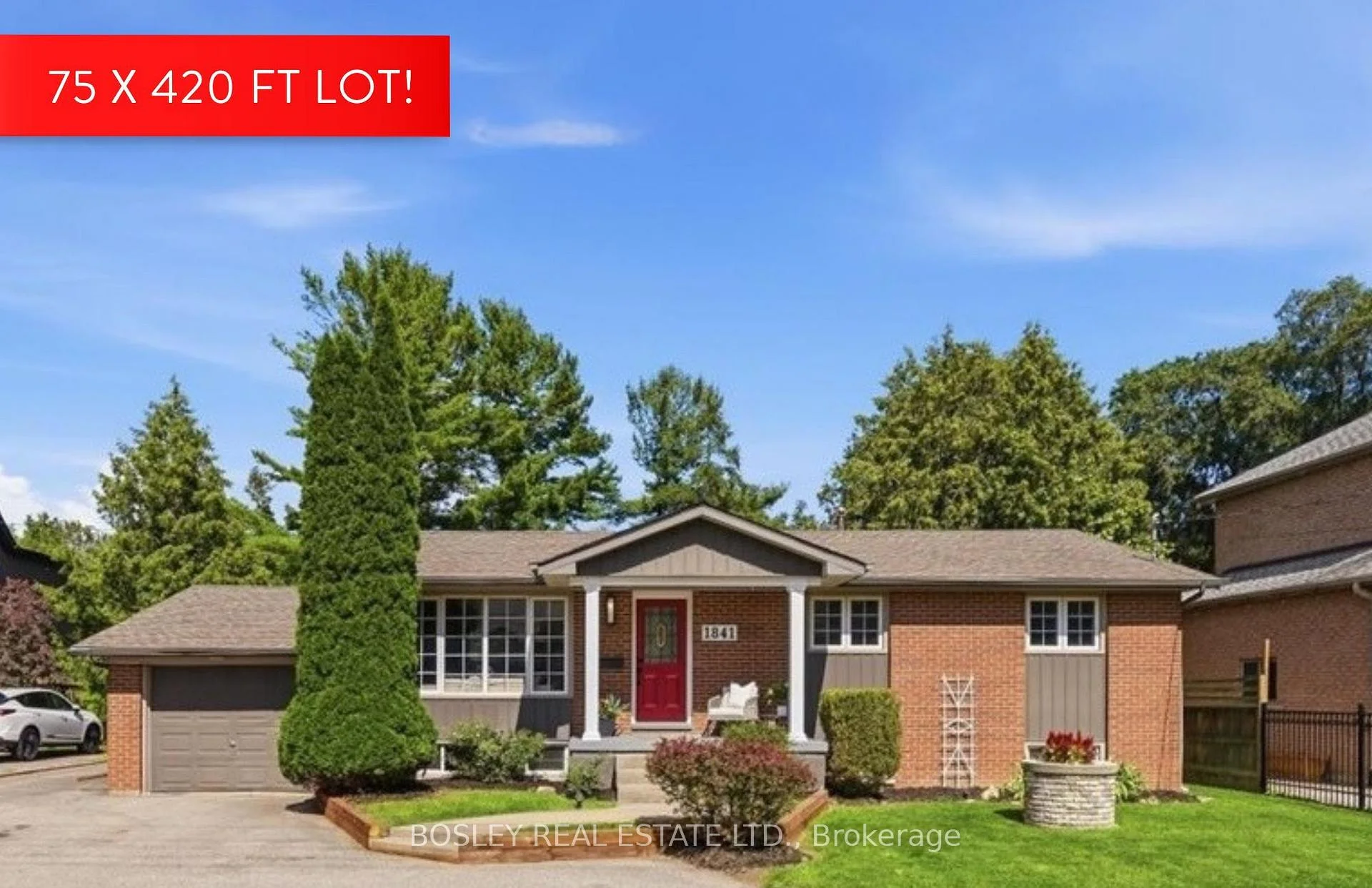 Photo of 1841 Fairport Road