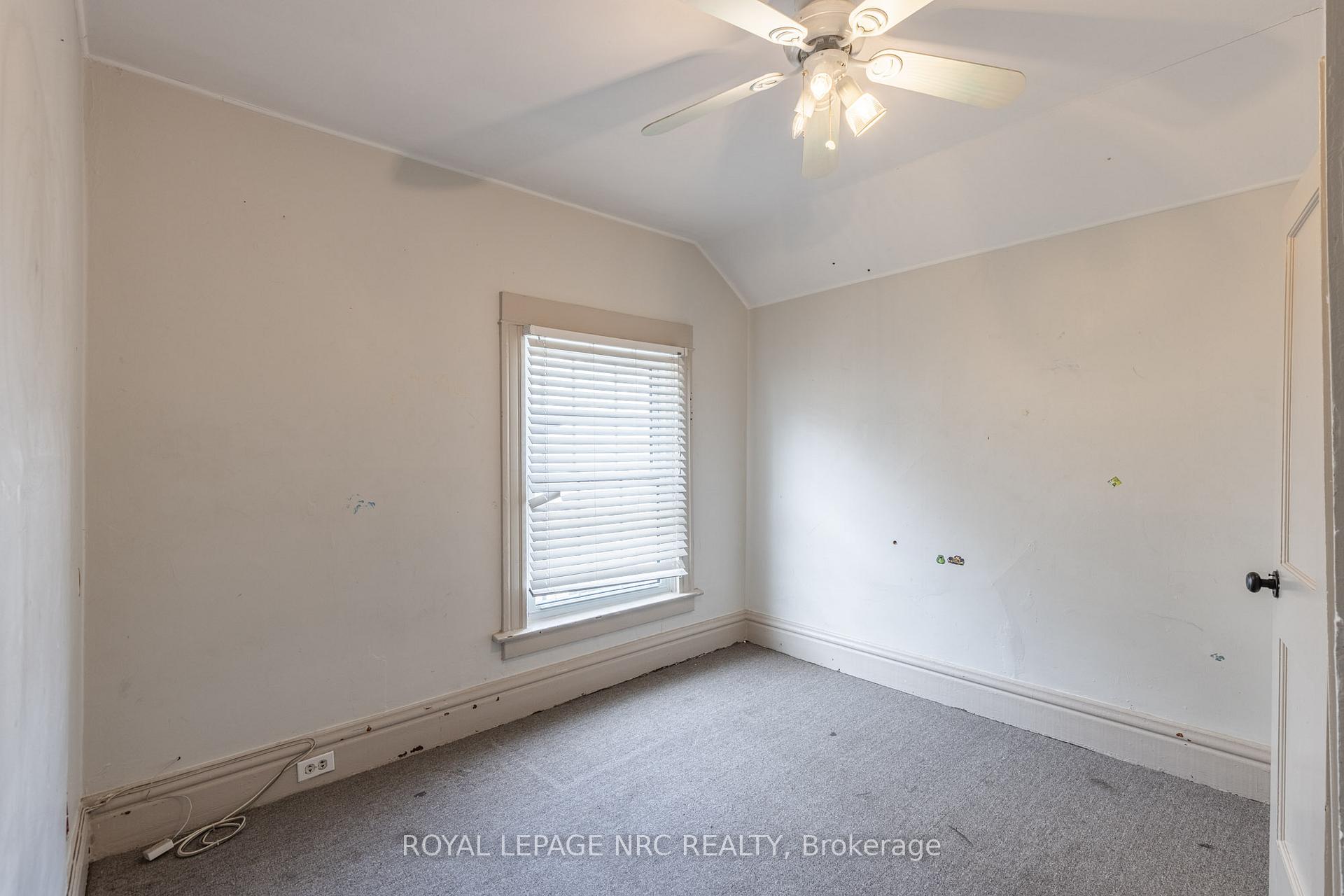 Photo 21 of 44 Carlisle Street, St. Catharines, Downtown — HOMEH