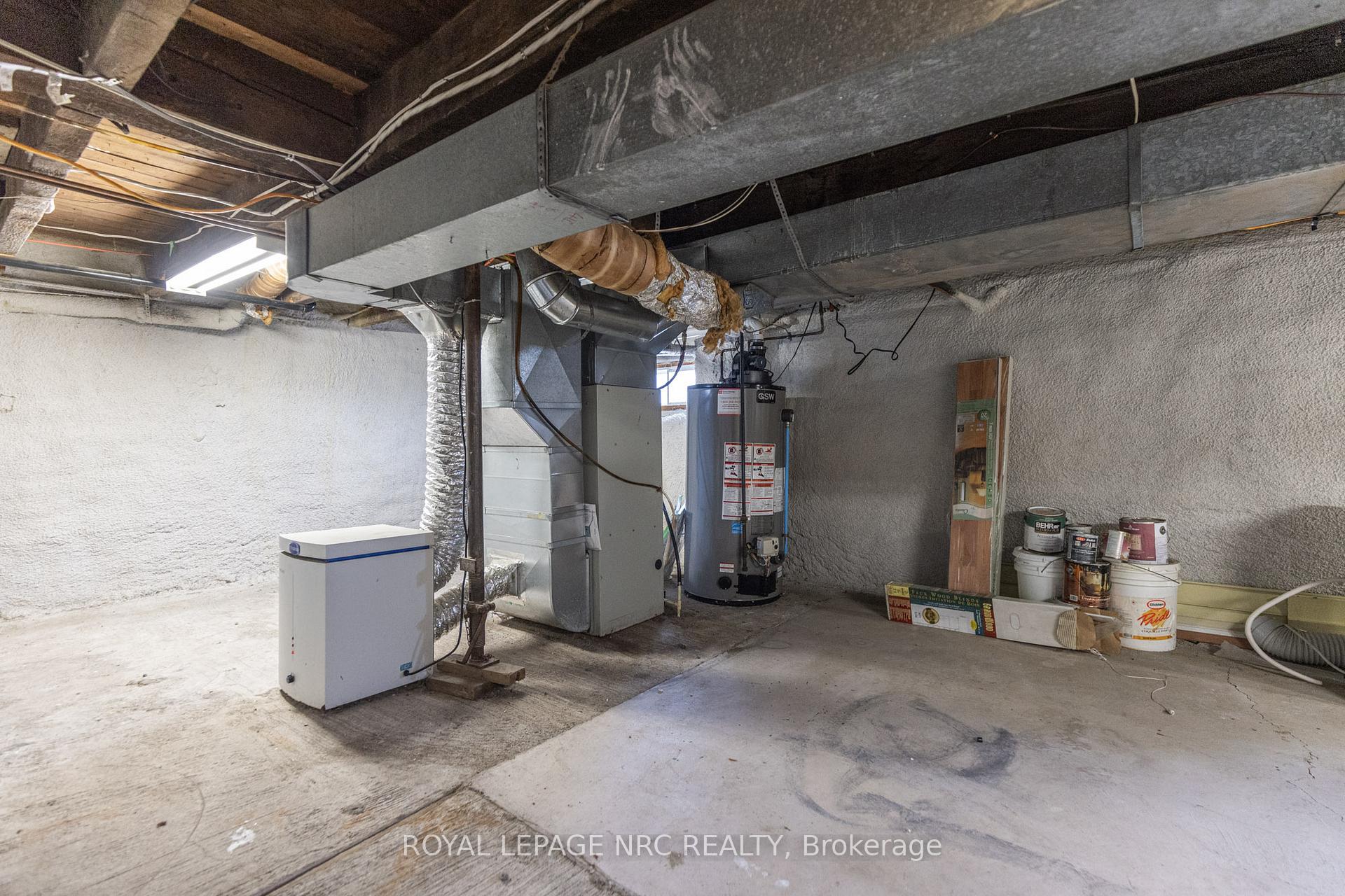 Photo 27 of 44 Carlisle Street, St. Catharines, Downtown — HOMEH