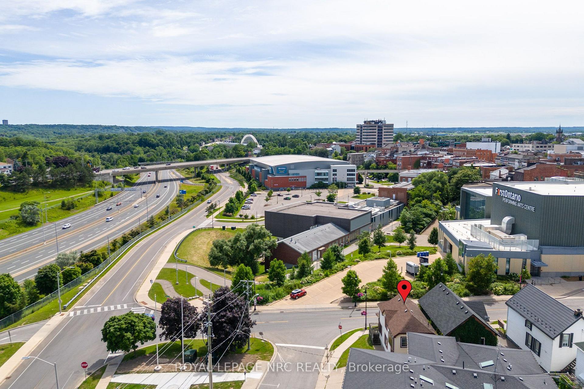 Photo 33 of 44 Carlisle Street, St. Catharines, Downtown — HOMEH