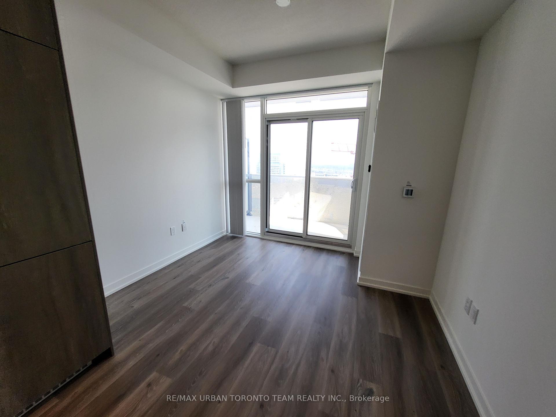 Photo 12 of Unit 1612, 28 Interchange Way, Vaughan, Vaughan Corporate Centre — HOMEH