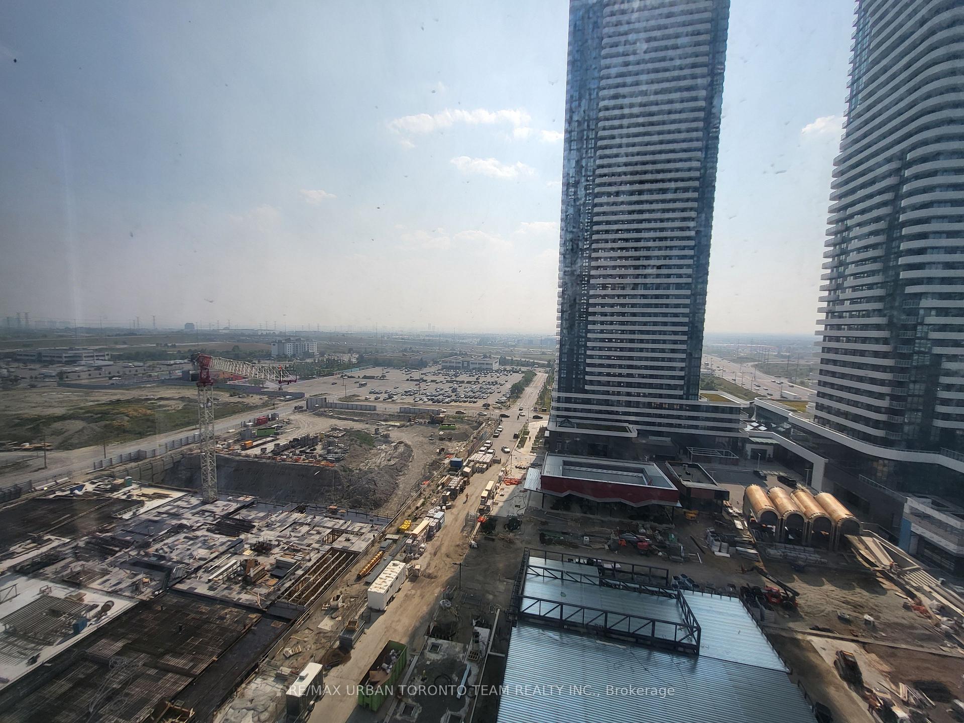 Photo 14 of Unit 1612, 28 Interchange Way, Vaughan, Vaughan Corporate Centre — HOMEH