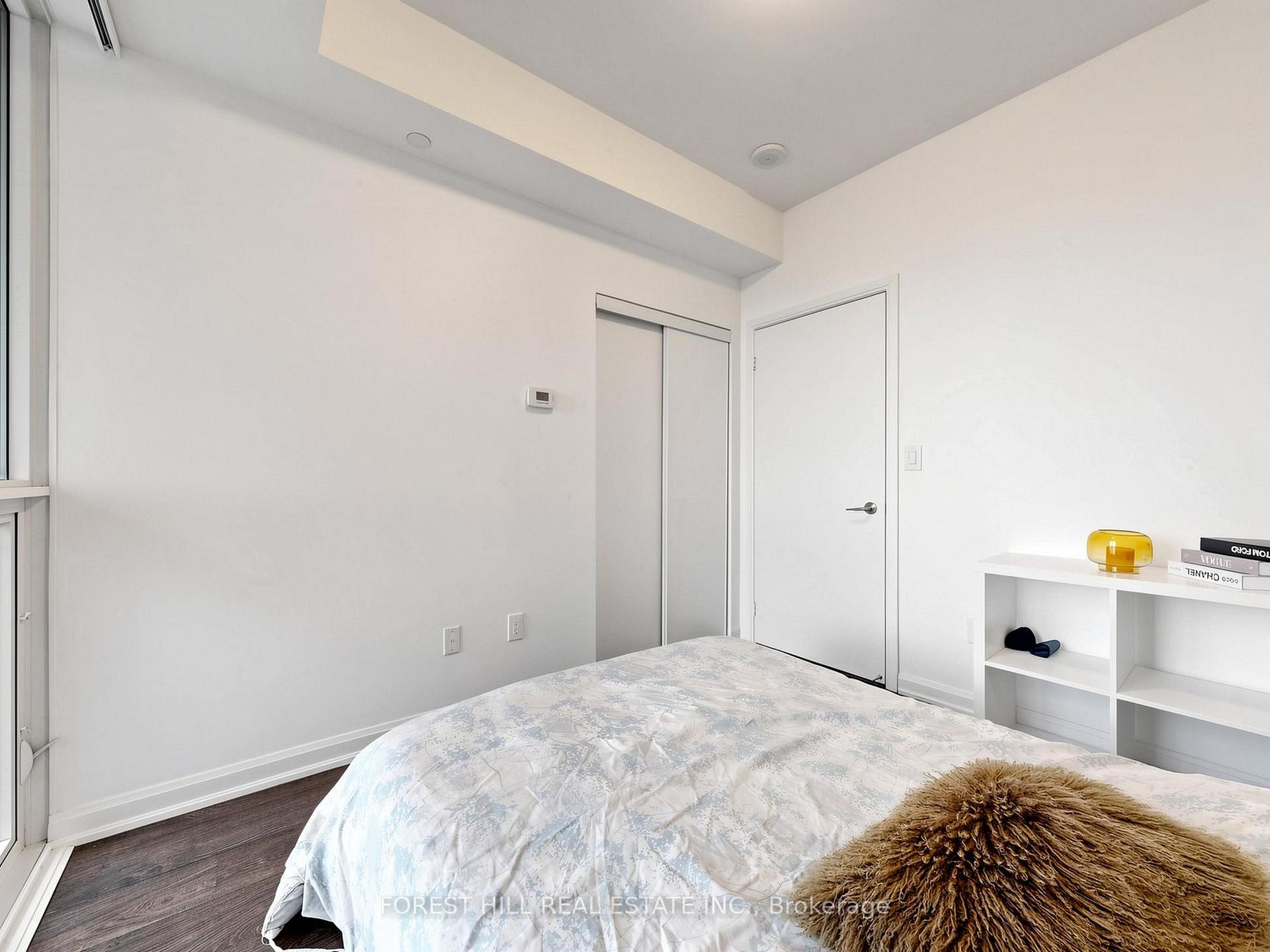 Photo 33 of Unit 2008, 9 Bogert Avenue, North York, Lansing-Westgate — HOMEH