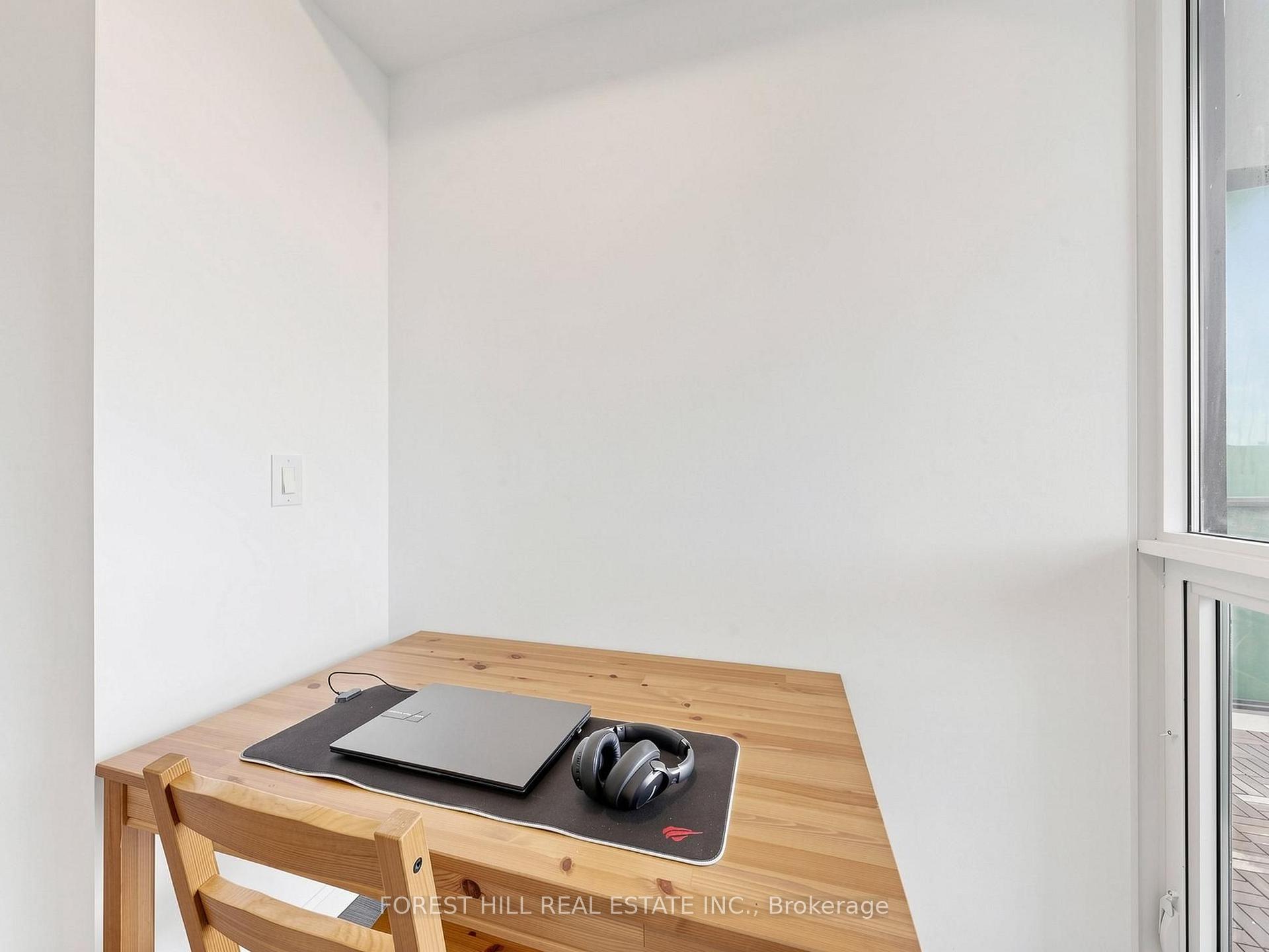 Photo 36 of Unit 2008, 9 Bogert Avenue, North York, Lansing-Westgate — HOMEH
