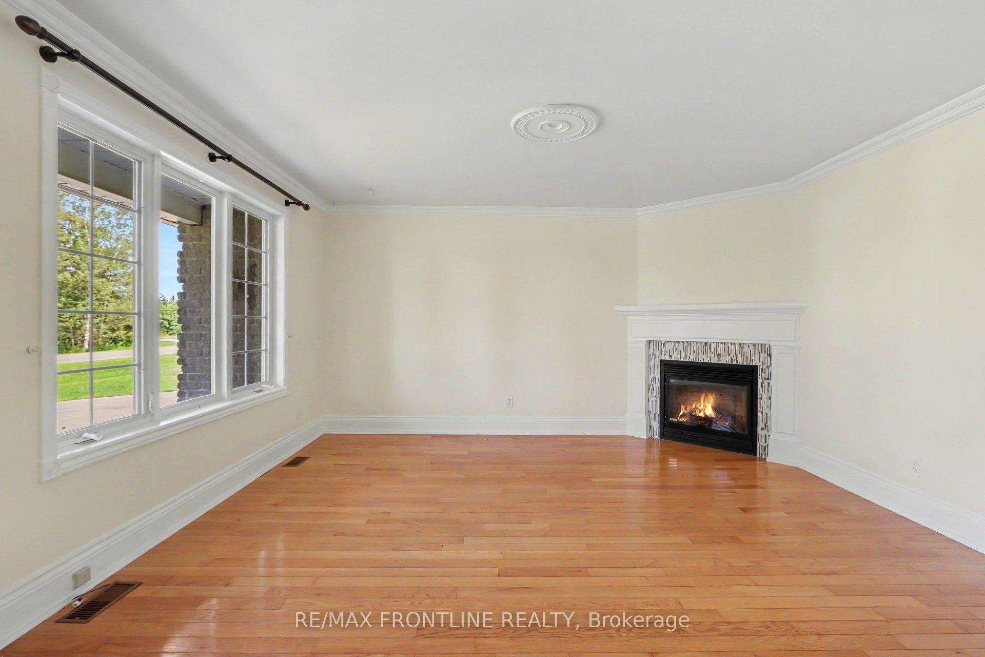 Photo 8 of 256 Orchard Crescent, Tay Valley, Bathurst/Burgess & Sherbrooke (Bathurst) Twp — HOMEH