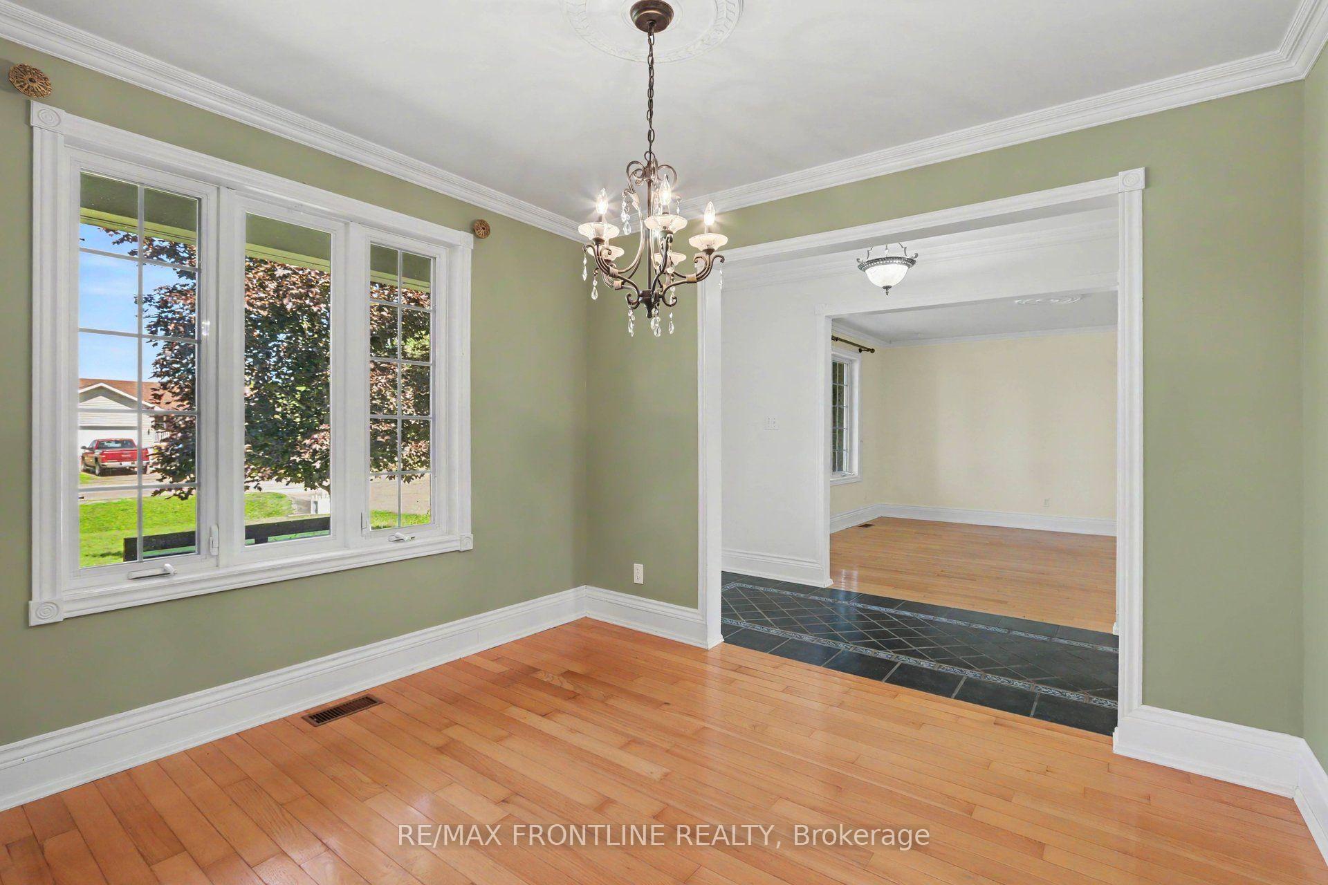 Photo 11 of 256 Orchard Crescent, Tay Valley, Bathurst/Burgess & Sherbrooke (Bathurst) Twp — HOMEH