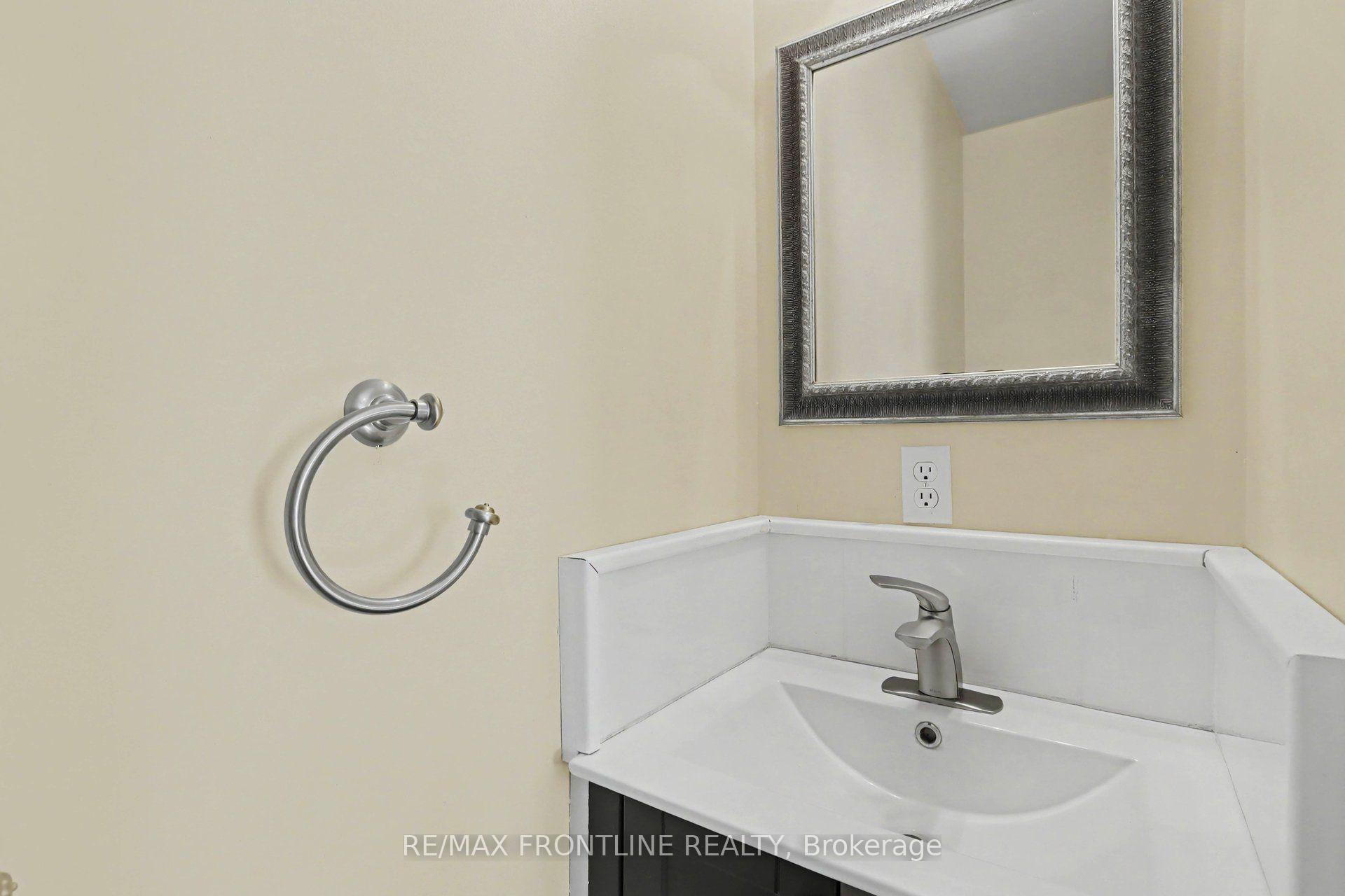 Photo 22 of 256 Orchard Crescent, Tay Valley, Bathurst/Burgess & Sherbrooke (Bathurst) Twp — HOMEH