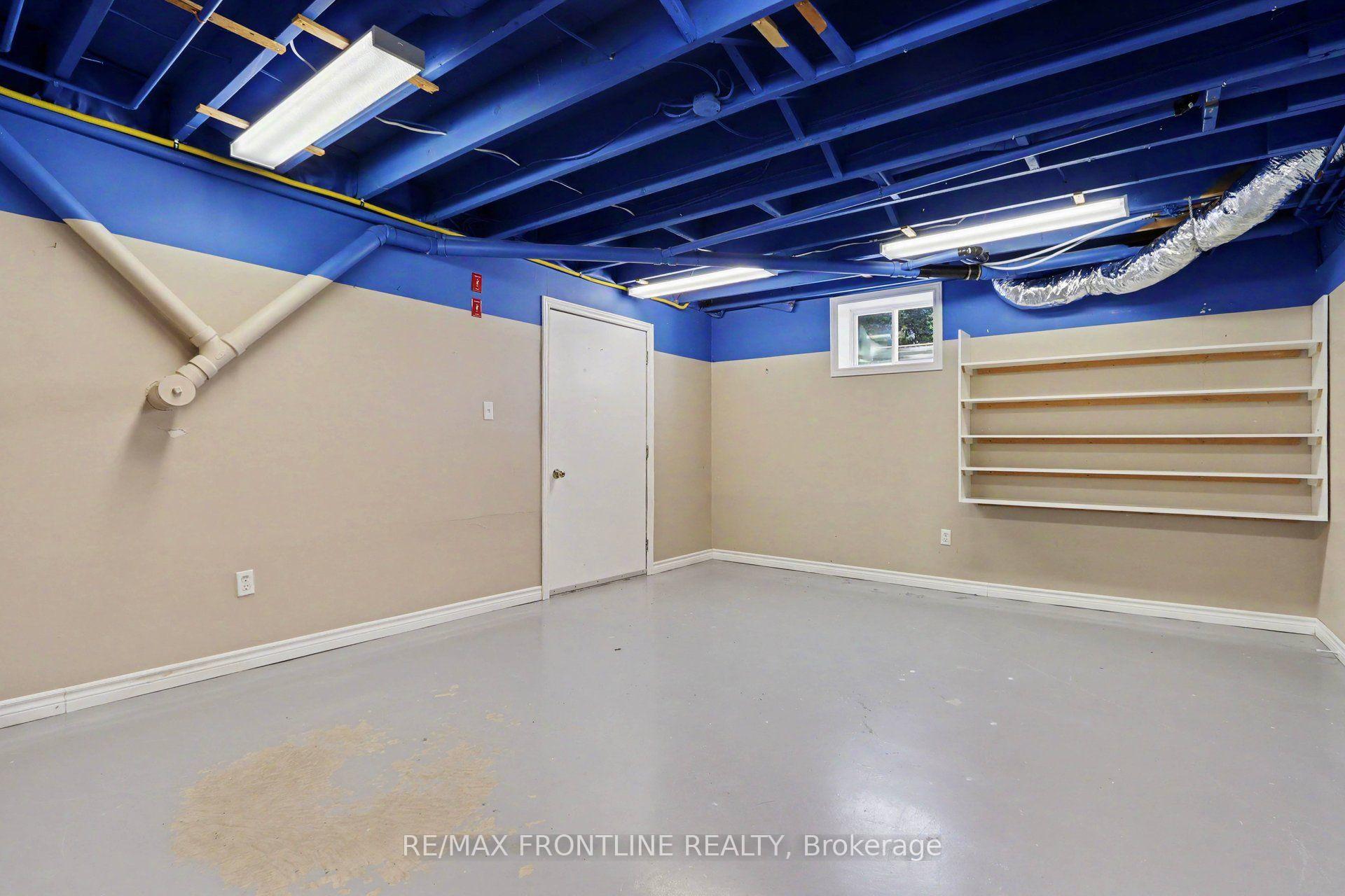 Photo 36 of 256 Orchard Crescent, Tay Valley, Bathurst/Burgess & Sherbrooke (Bathurst) Twp — HOMEH