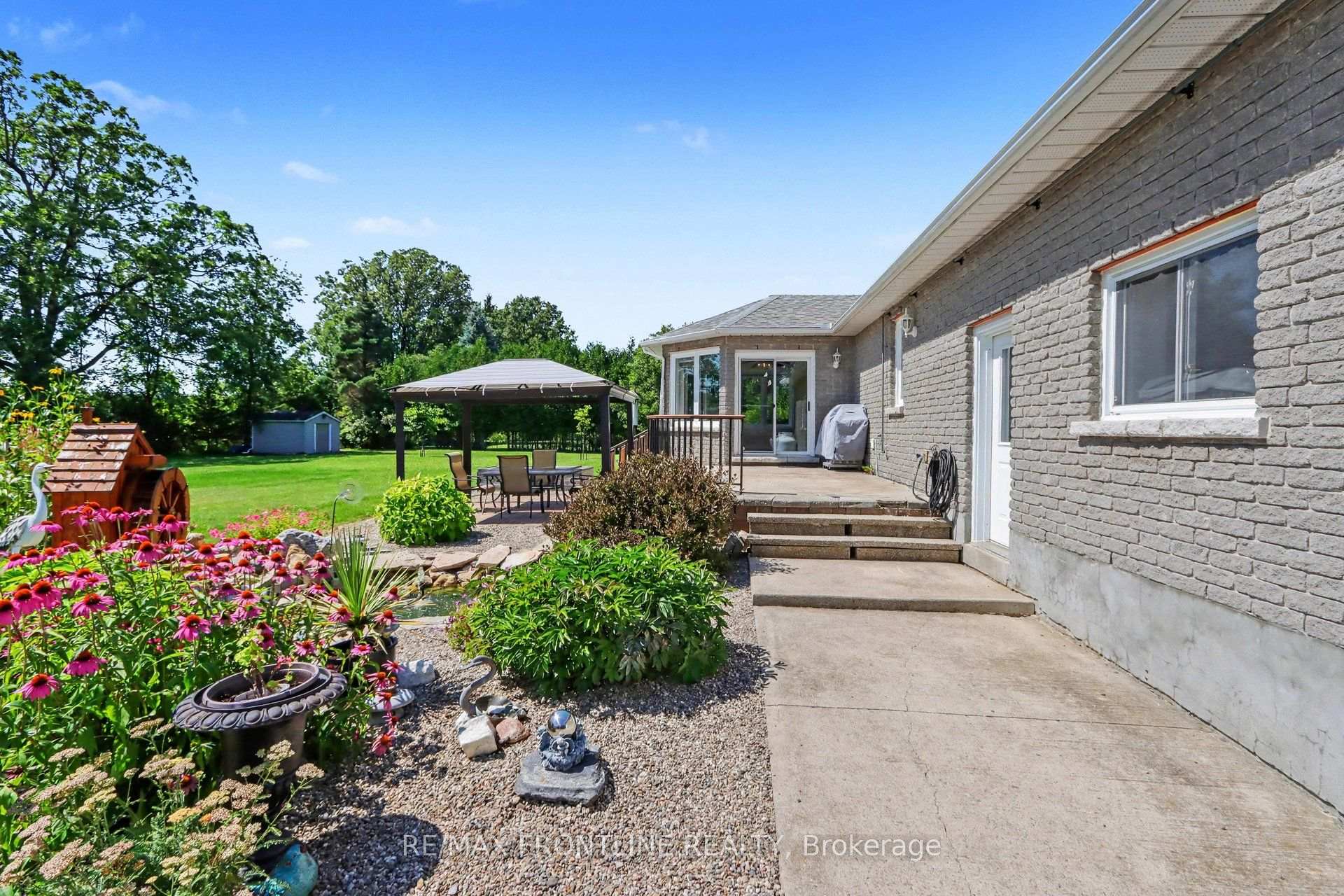 Photo 38 of 256 Orchard Crescent, Tay Valley, Bathurst/Burgess & Sherbrooke (Bathurst) Twp — HOMEH