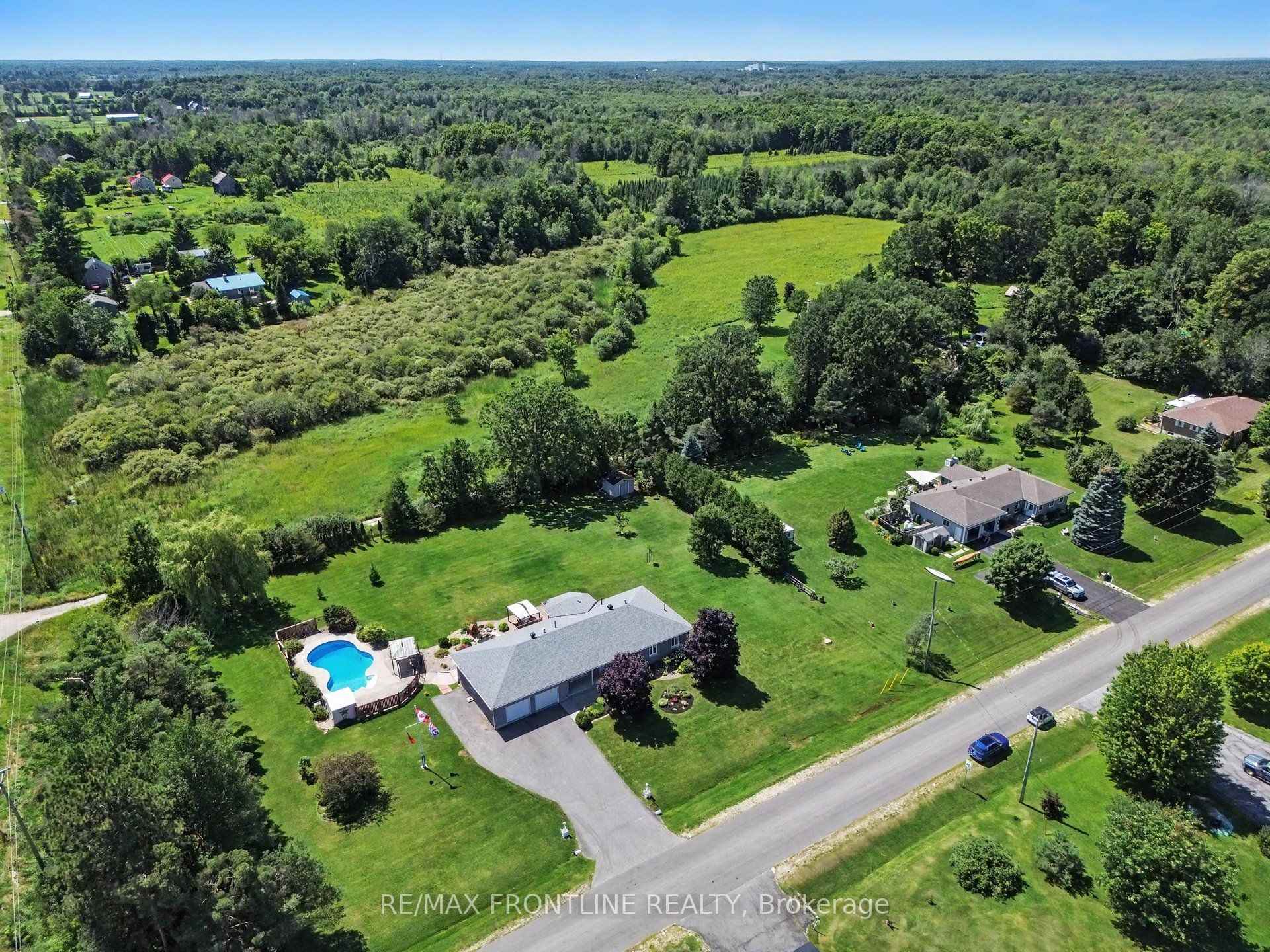 Photo 44 of 256 Orchard Crescent, Tay Valley, Bathurst/Burgess & Sherbrooke (Bathurst) Twp — HOMEH