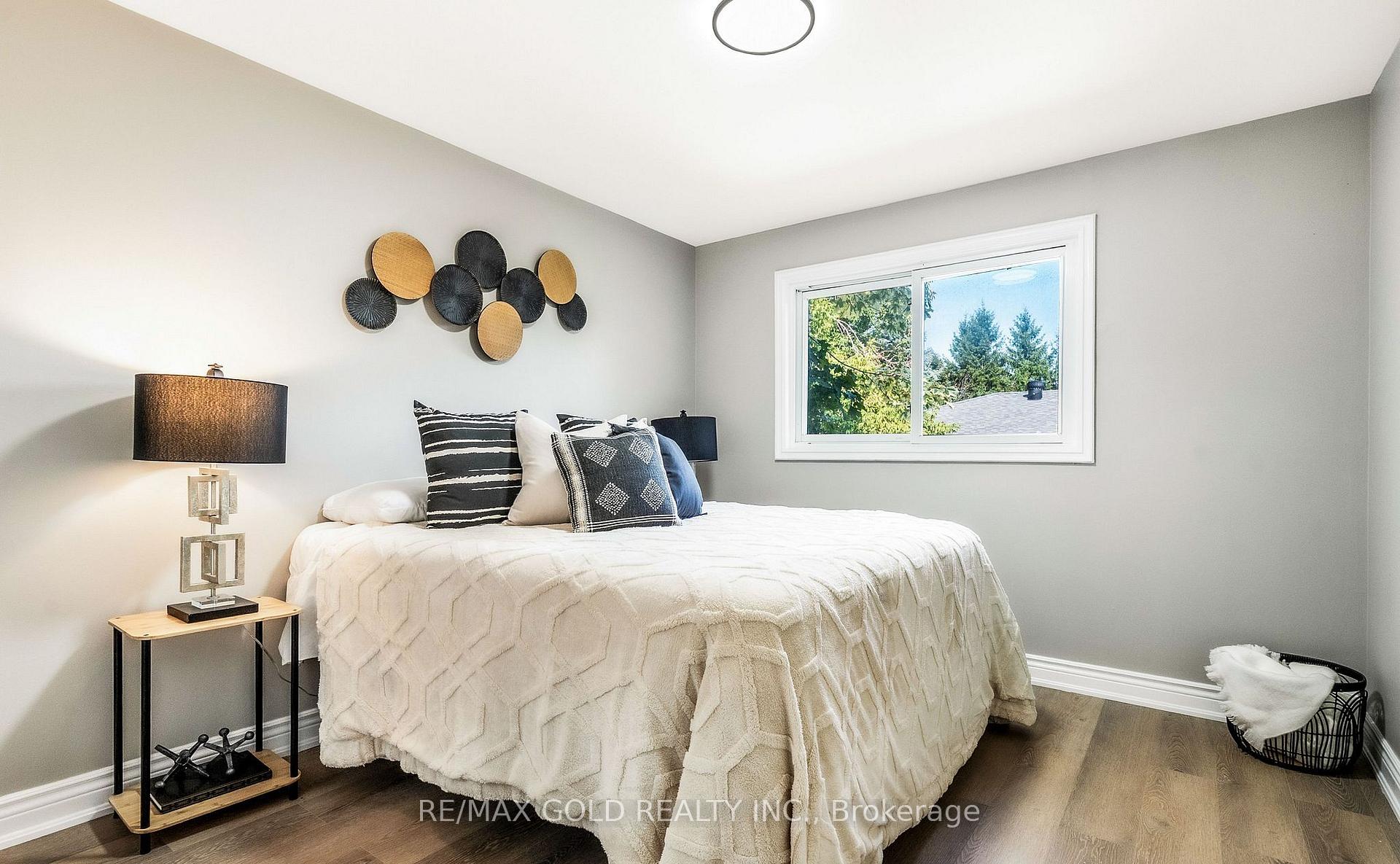 Photo 16 of 27 Sylvia Street, Barrie, Grove East — HOMEH
