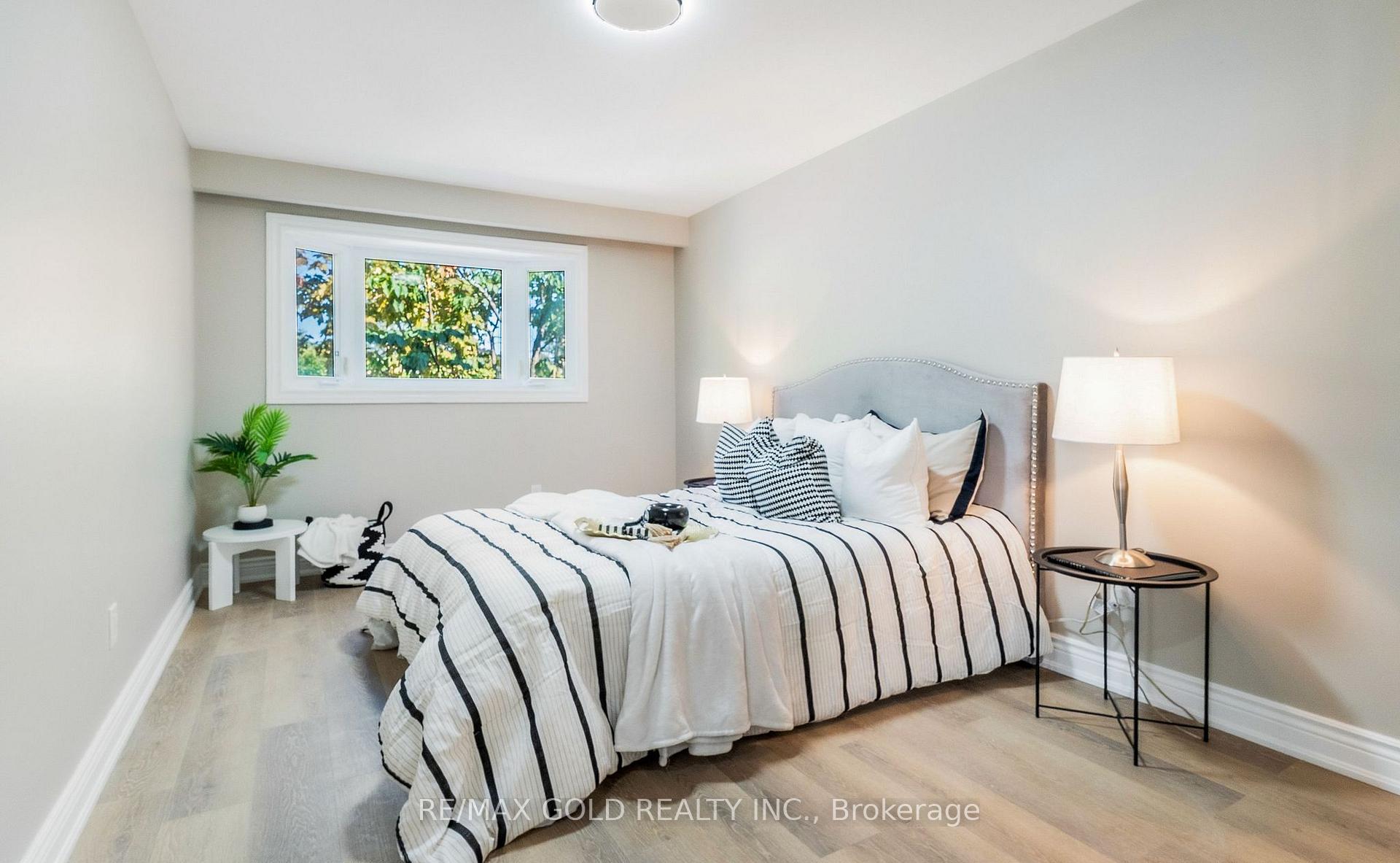 Photo 21 of 27 Sylvia Street, Barrie, Grove East — HOMEH