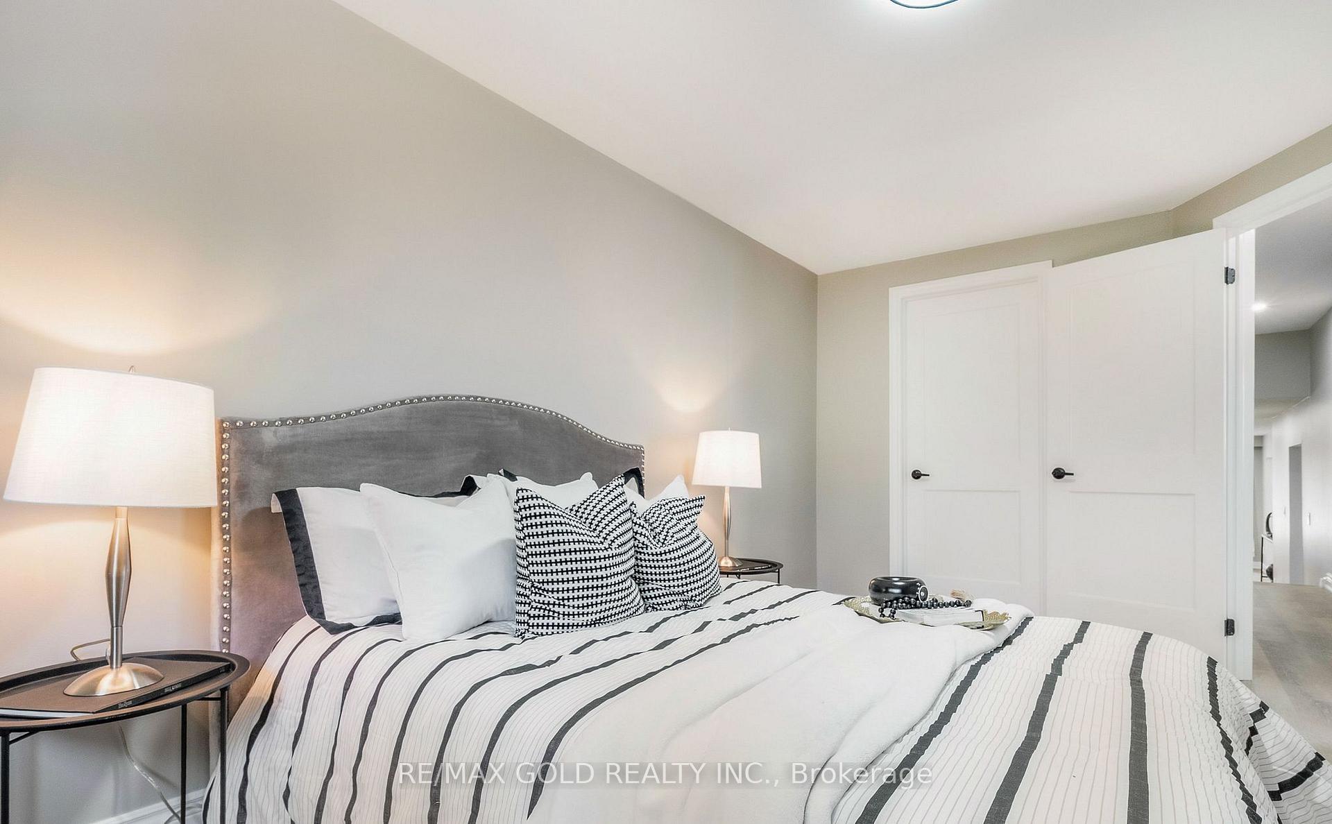 Photo 22 of 27 Sylvia Street, Barrie, Grove East — HOMEH