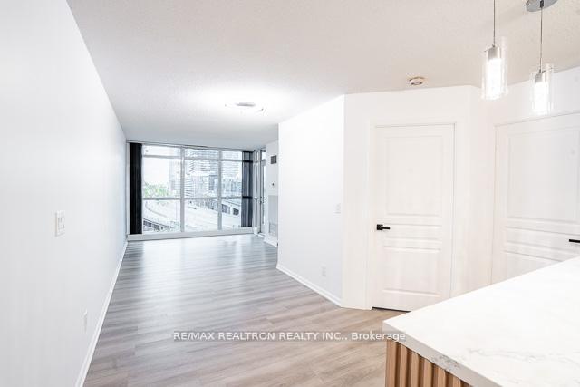 Photo 6 of Unit 808, 18 Yonge Street, Toronto, Waterfront Communities — HOMEH