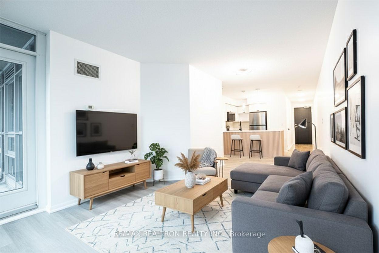 Photo 18 of Unit 808, 18 Yonge Street, Toronto, Waterfront Communities — HOMEH