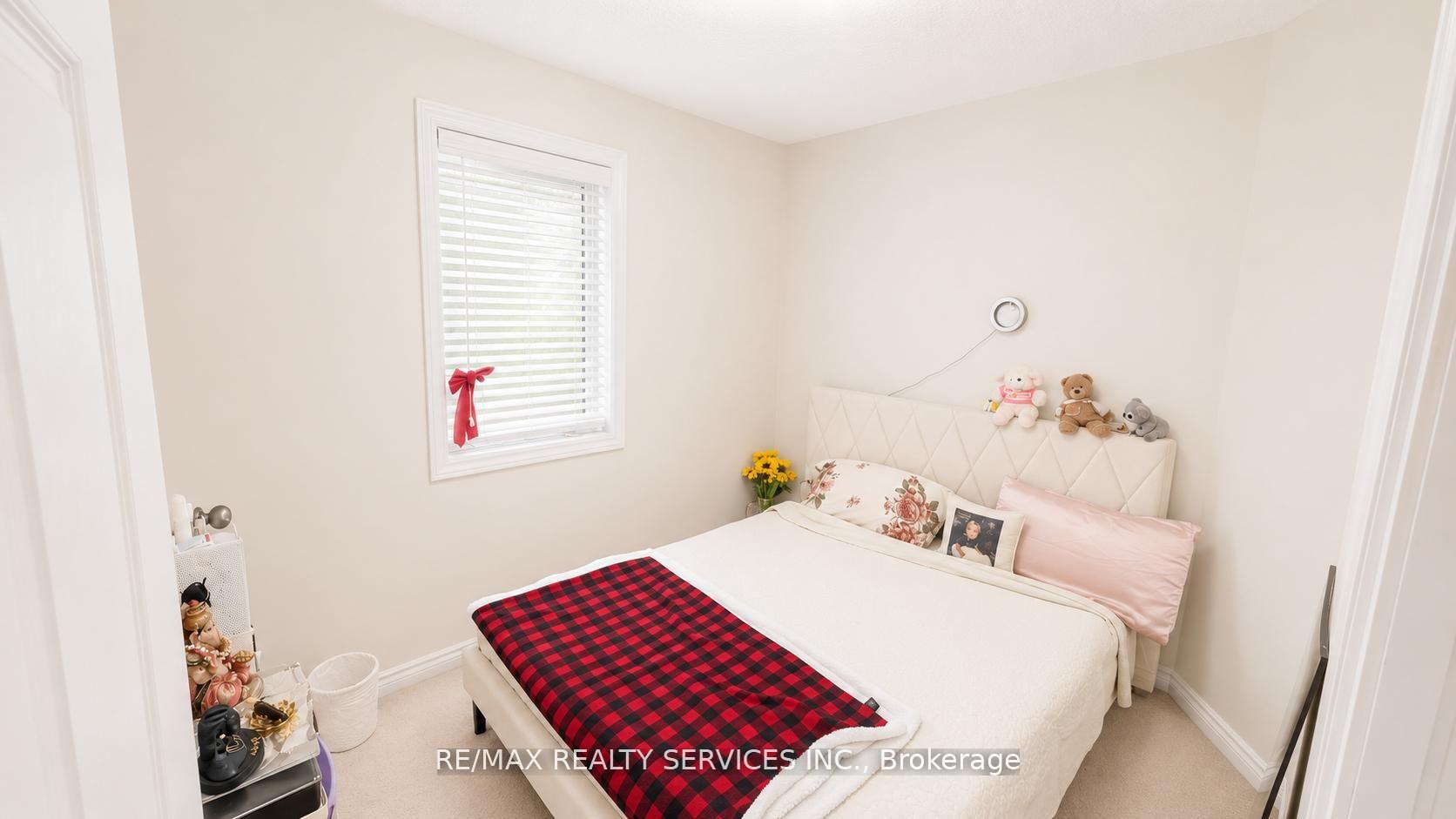 Photo 11 of 23 Sail Road, Brampton, Northwest Brampton — HOMEH