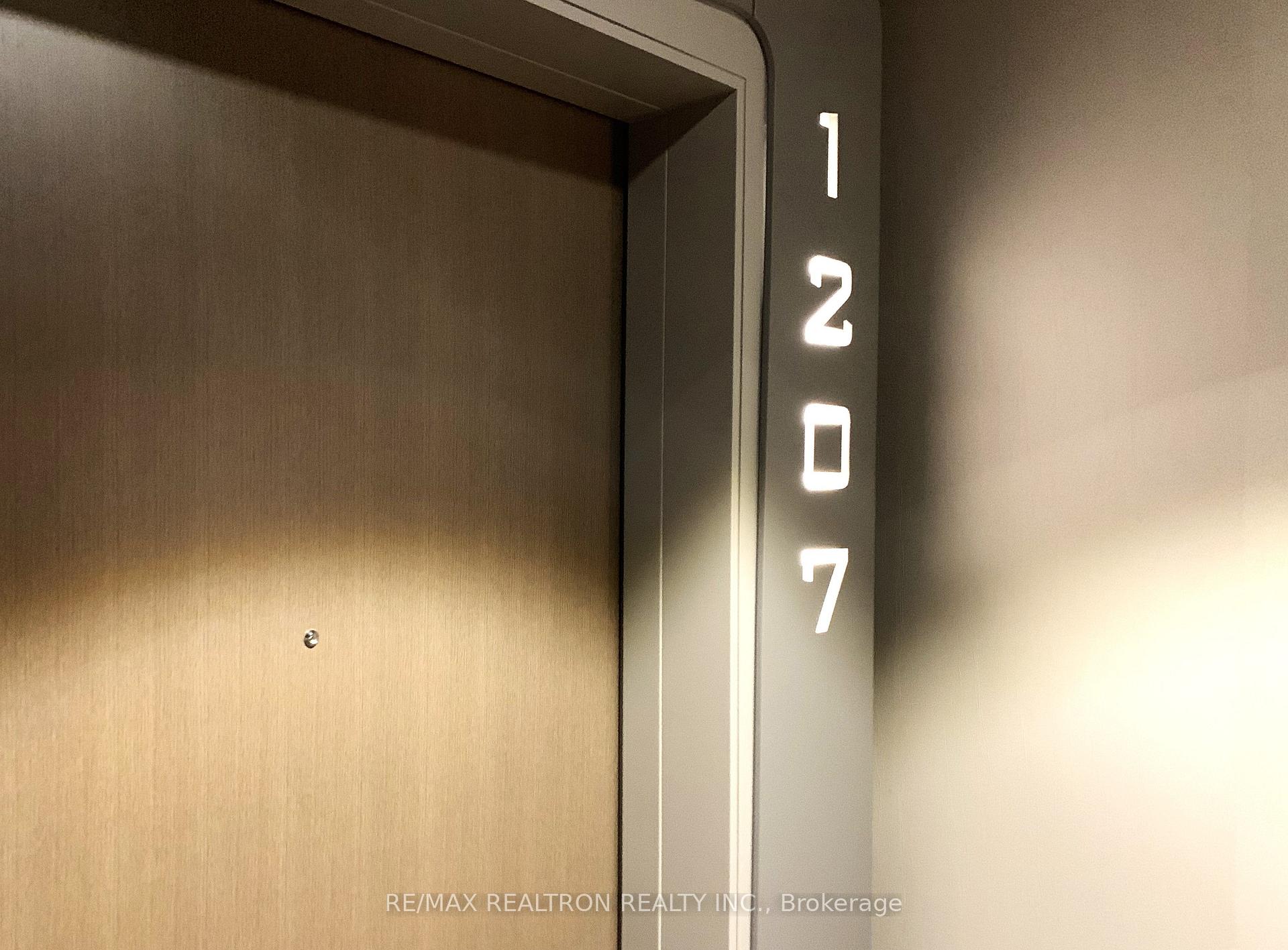 Photo 2 of Unit 1207, 1 Bloor Street E, Toronto, Church-Yonge Corridor — HOMEH