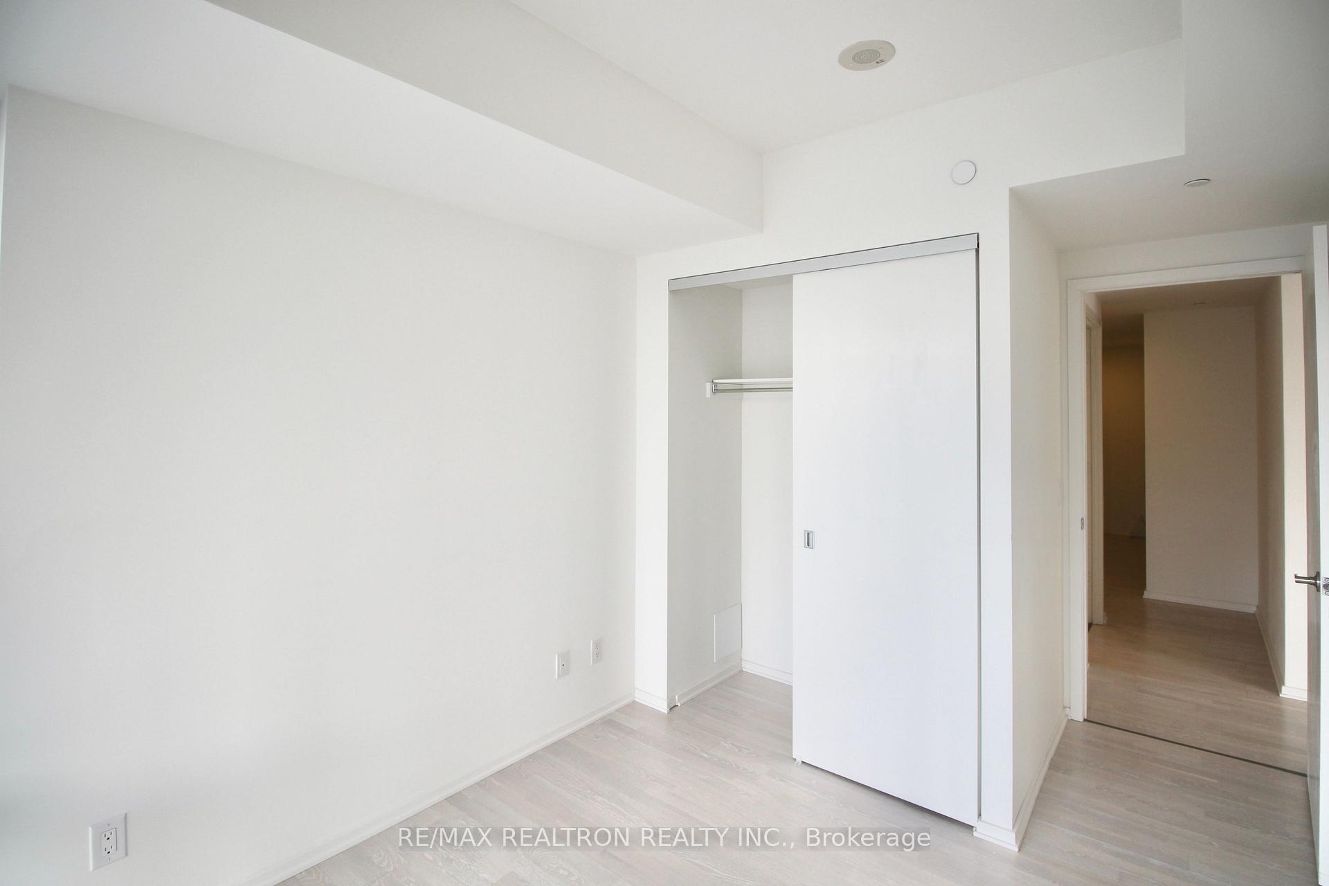 Photo 14 of Unit 1207, 1 Bloor Street E, Toronto, Church-Yonge Corridor — HOMEH