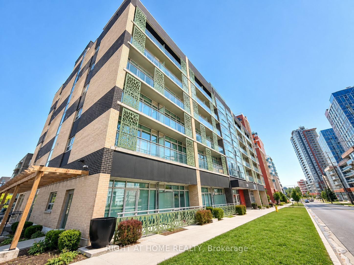 Photo 2 of 250 Albert Street, Waterloo, Downtown Waterloo — HOMEH