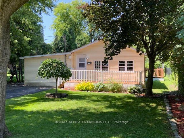 Photo 1 of 936 Gloucester Street N, Cornwall, Cornwall — HOMEH