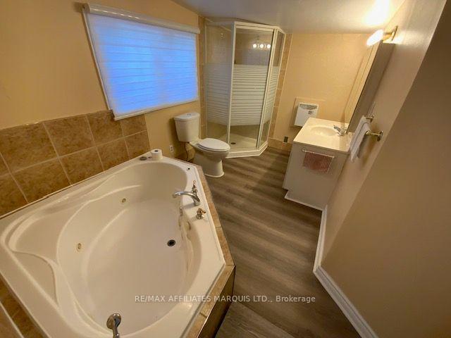 Photo 6 of 936 Gloucester Street N, Cornwall, Cornwall — HOMEH