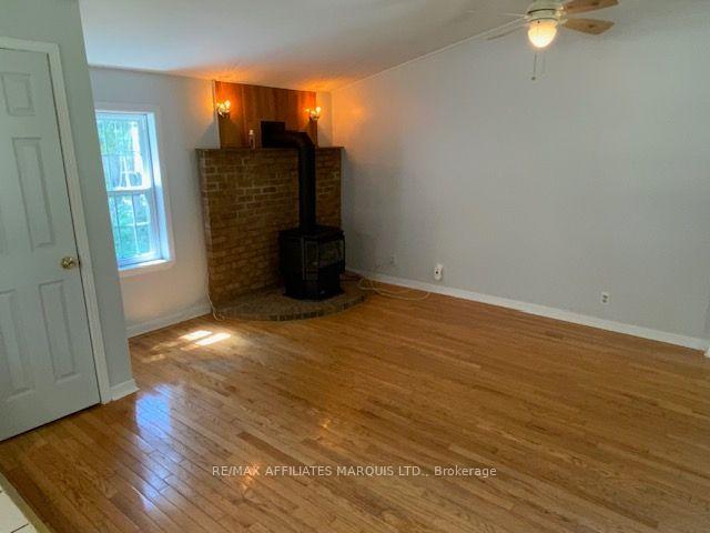 Photo 8 of 936 Gloucester Street N, Cornwall, Cornwall — HOMEH