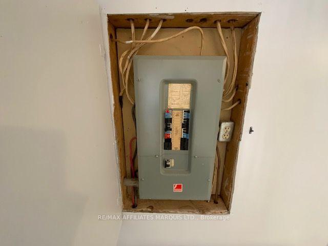 Photo 16 of 936 Gloucester Street N, Cornwall, Cornwall — HOMEH