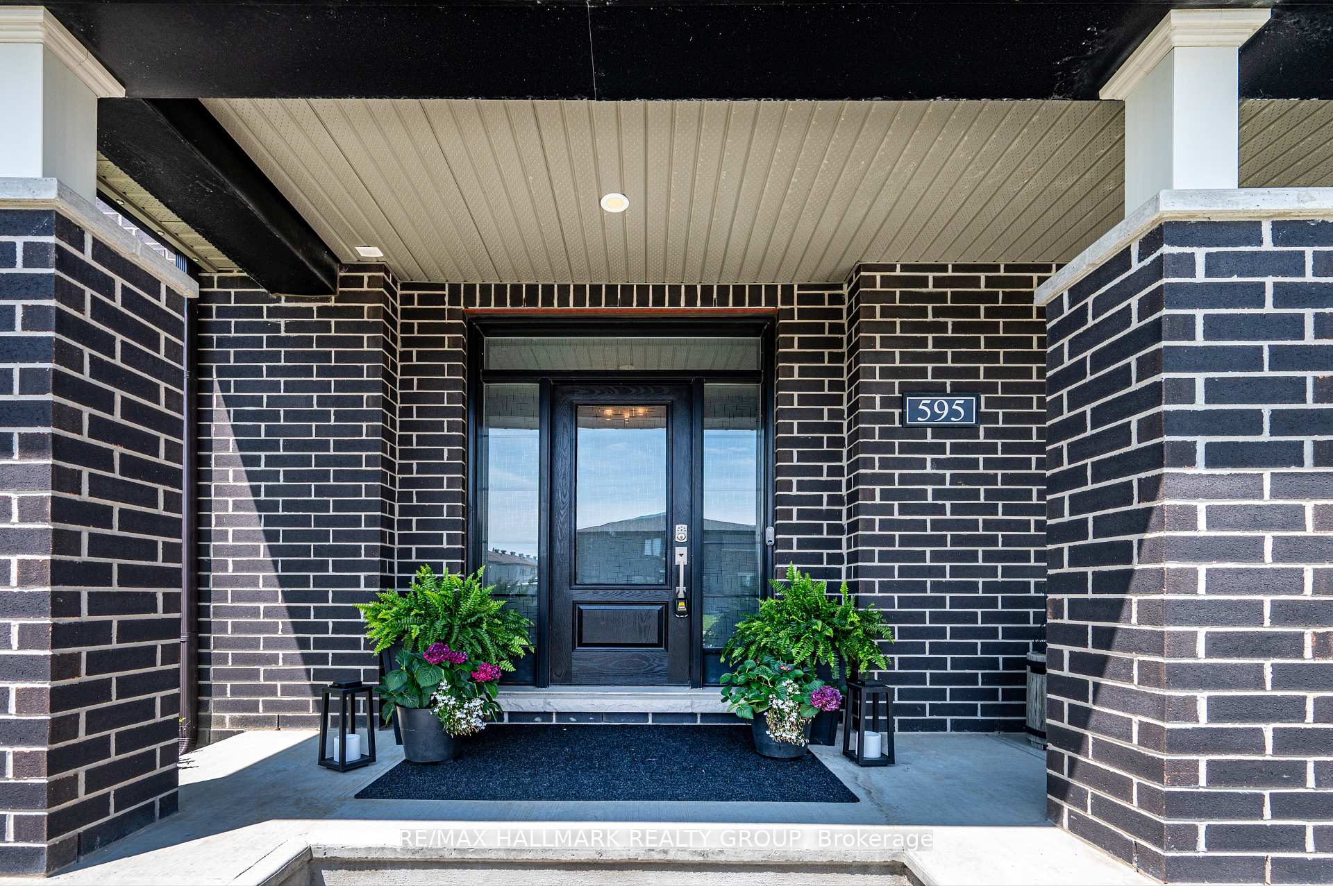 Photo 4 of 595 Decoeur Drive, Ottawa, Avalon West — HOMEH