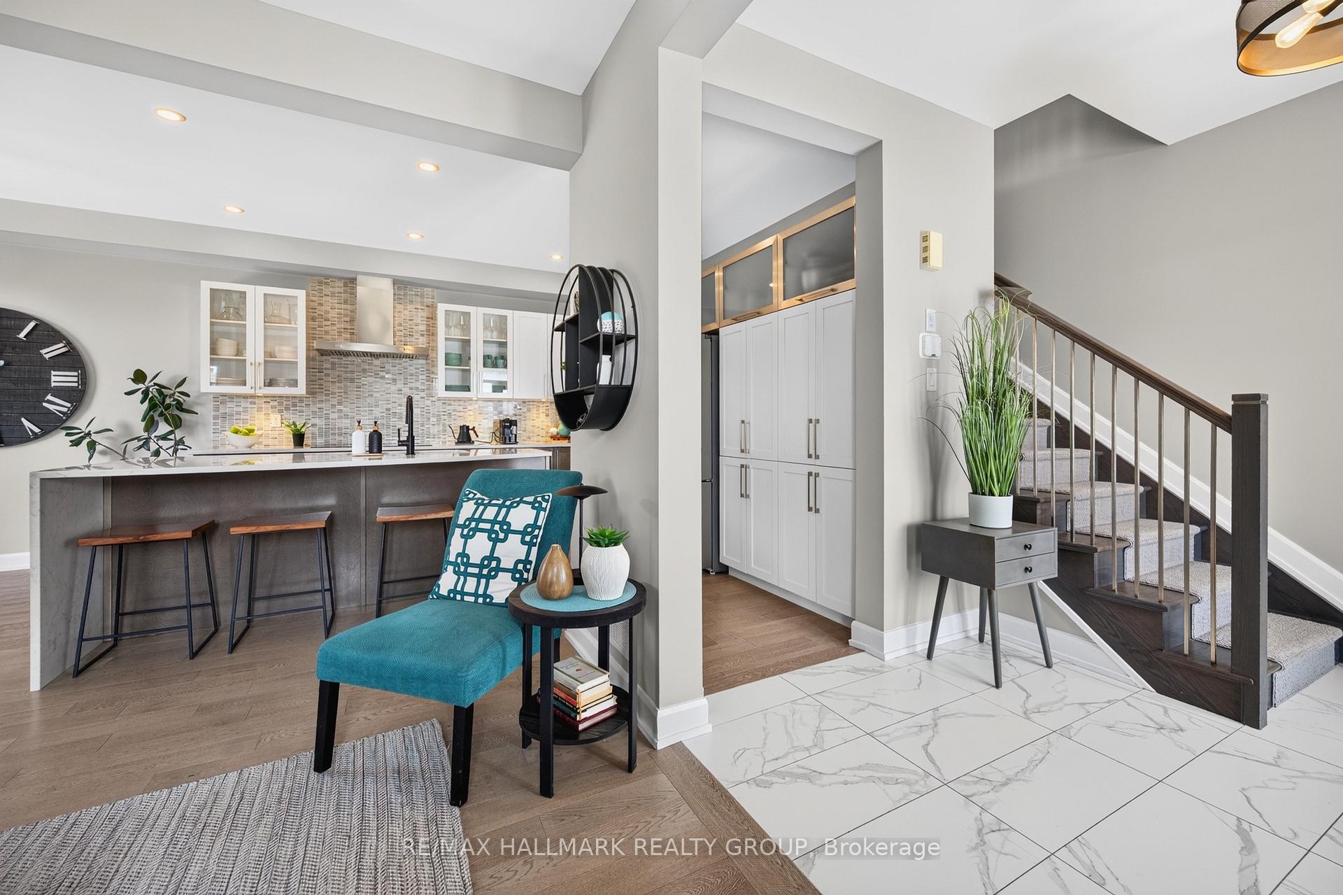 Photo 10 of 595 Decoeur Drive, Ottawa, Avalon West — HOMEH