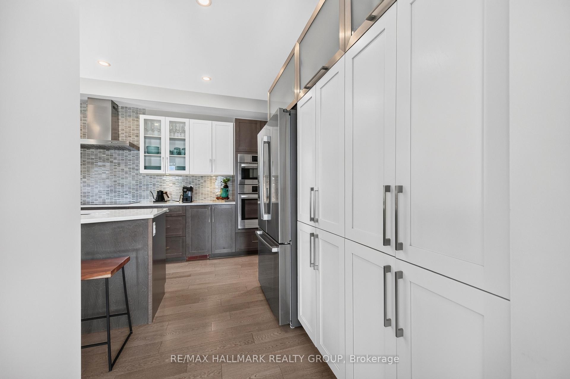 Photo 14 of 595 Decoeur Drive, Ottawa, Avalon West — HOMEH