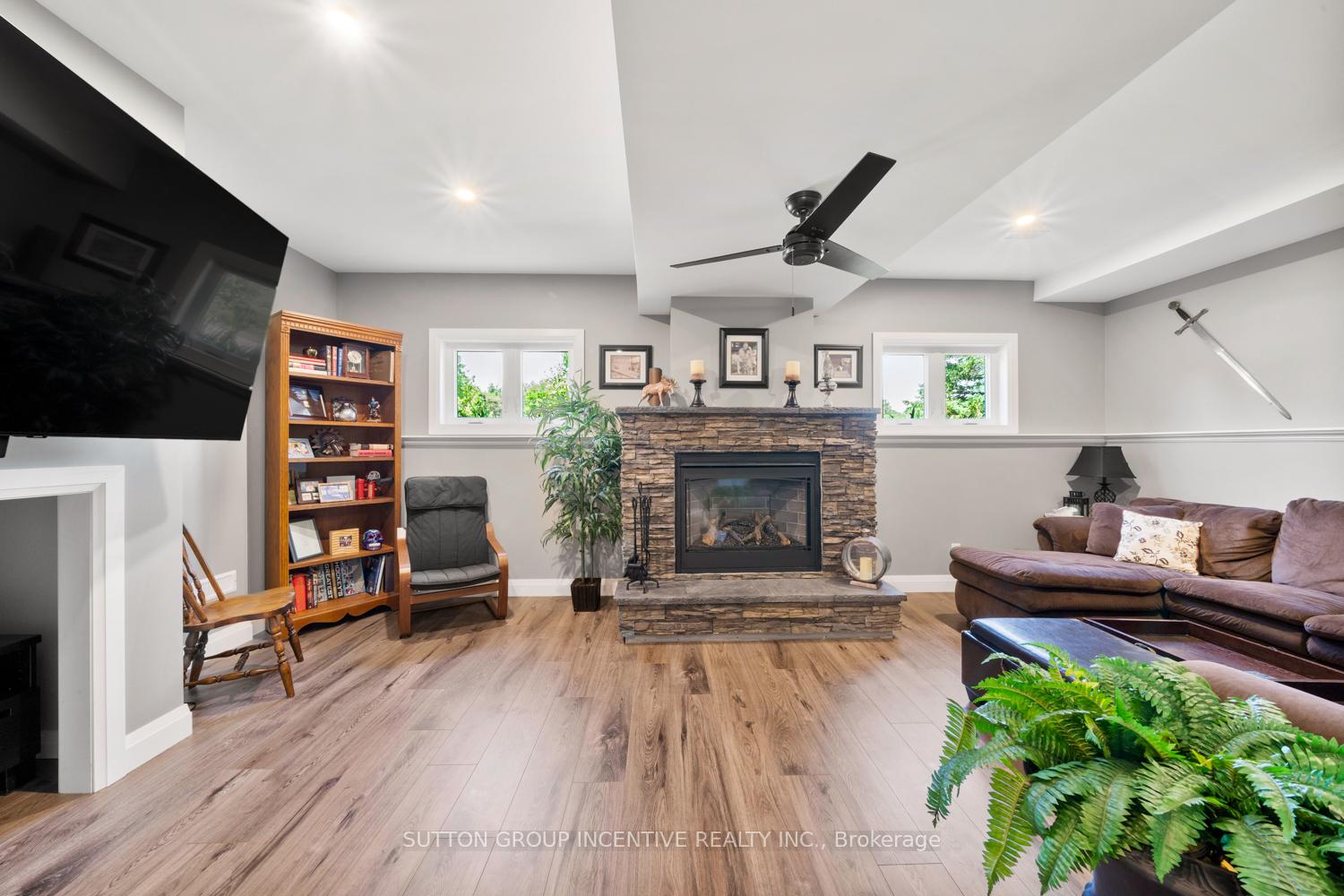 Photo 25 of 1277 Sunnidale Road, Springwater, Rural Springwater — HOMEH