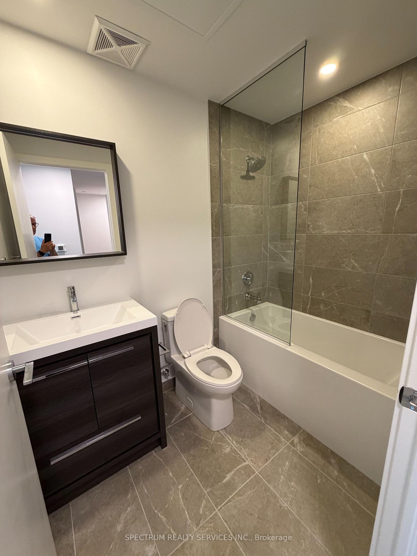 Photo 10 of Unit 615, 5 Meadowdale Road, Vaughan, Vaughan Corporate Centre — HOMEH