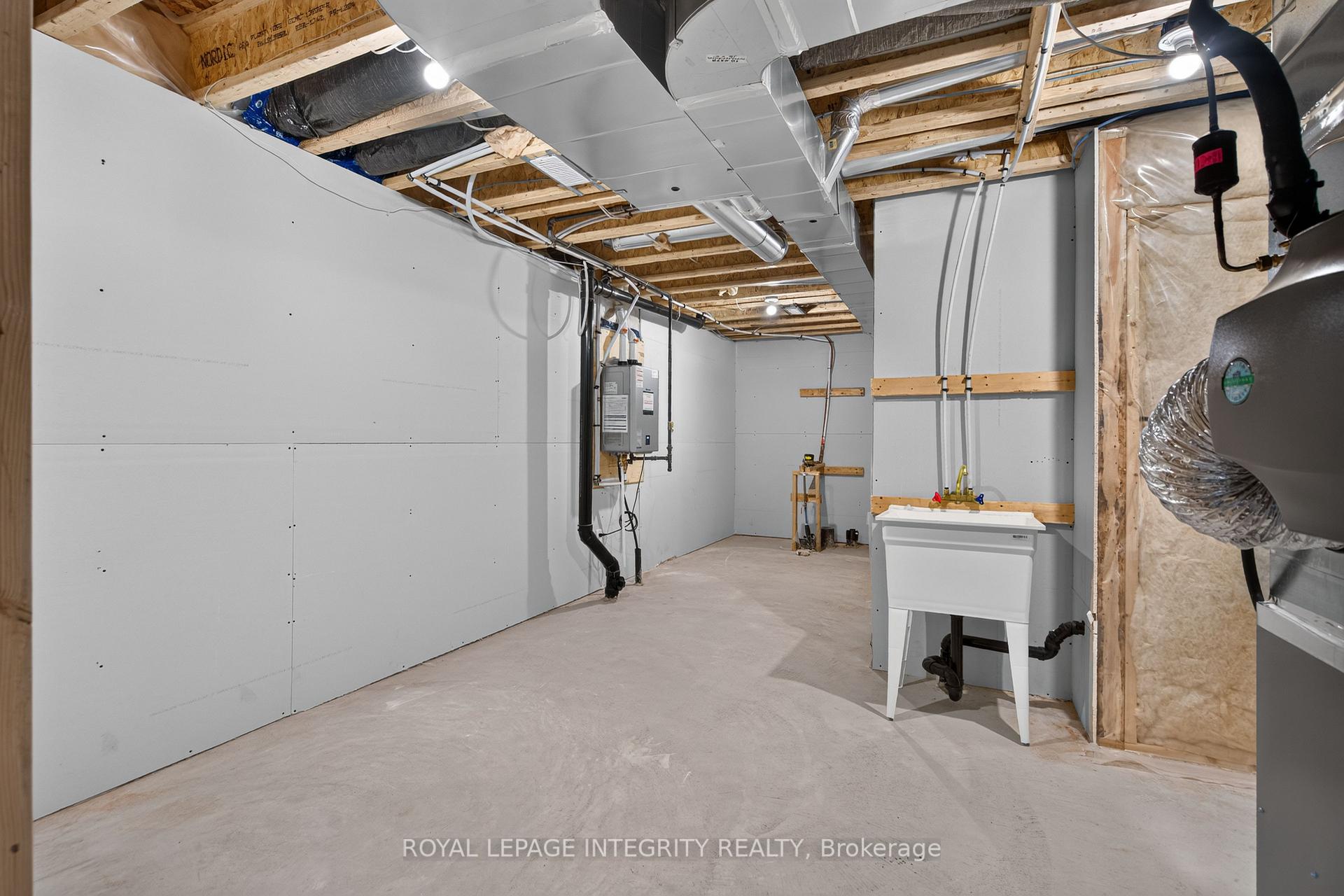 Photo 36 of 1132 Spoor Street, Ottawa, Kanata - Rural Kanata (Central) — HOMEH